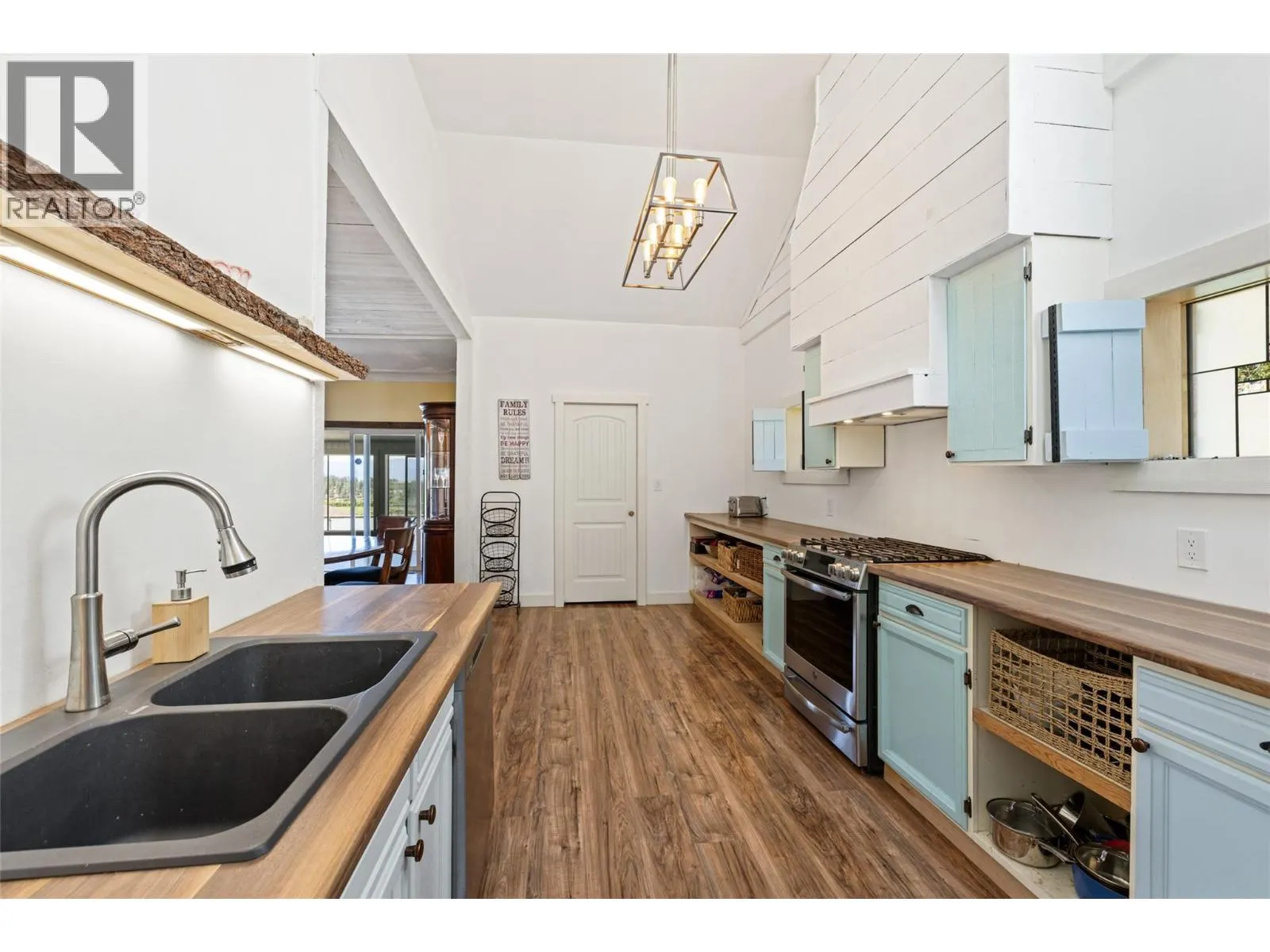 3299 McCulloch Road