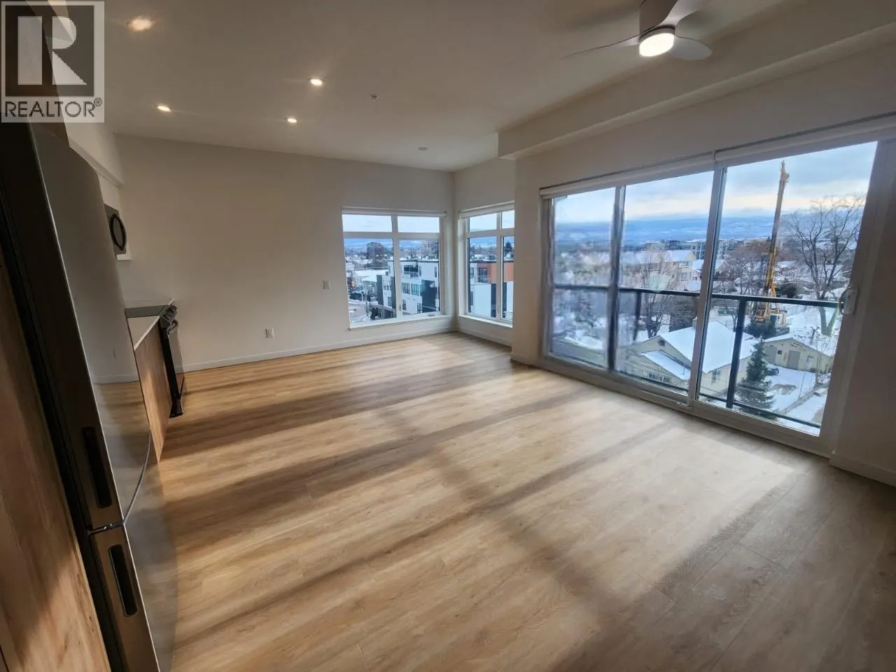 604 Cawston Avenue Unit# 509