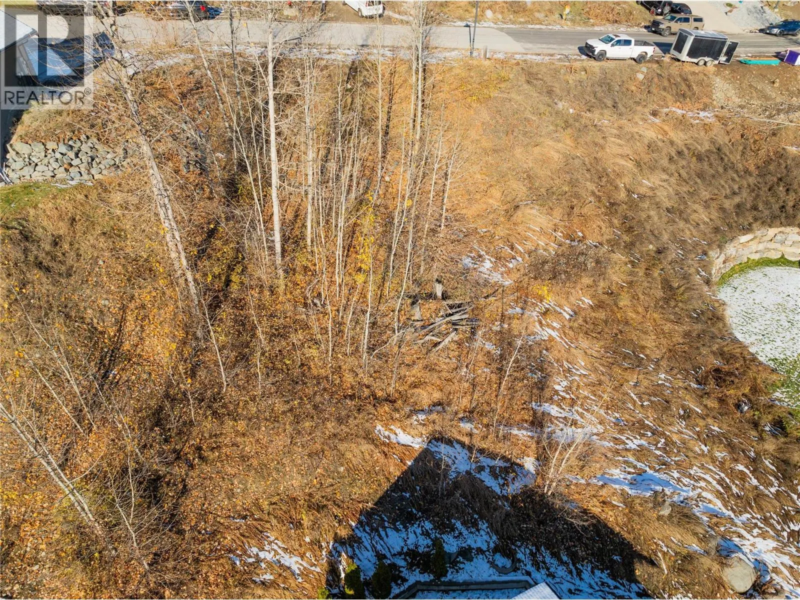 933 REDSTONE Drive