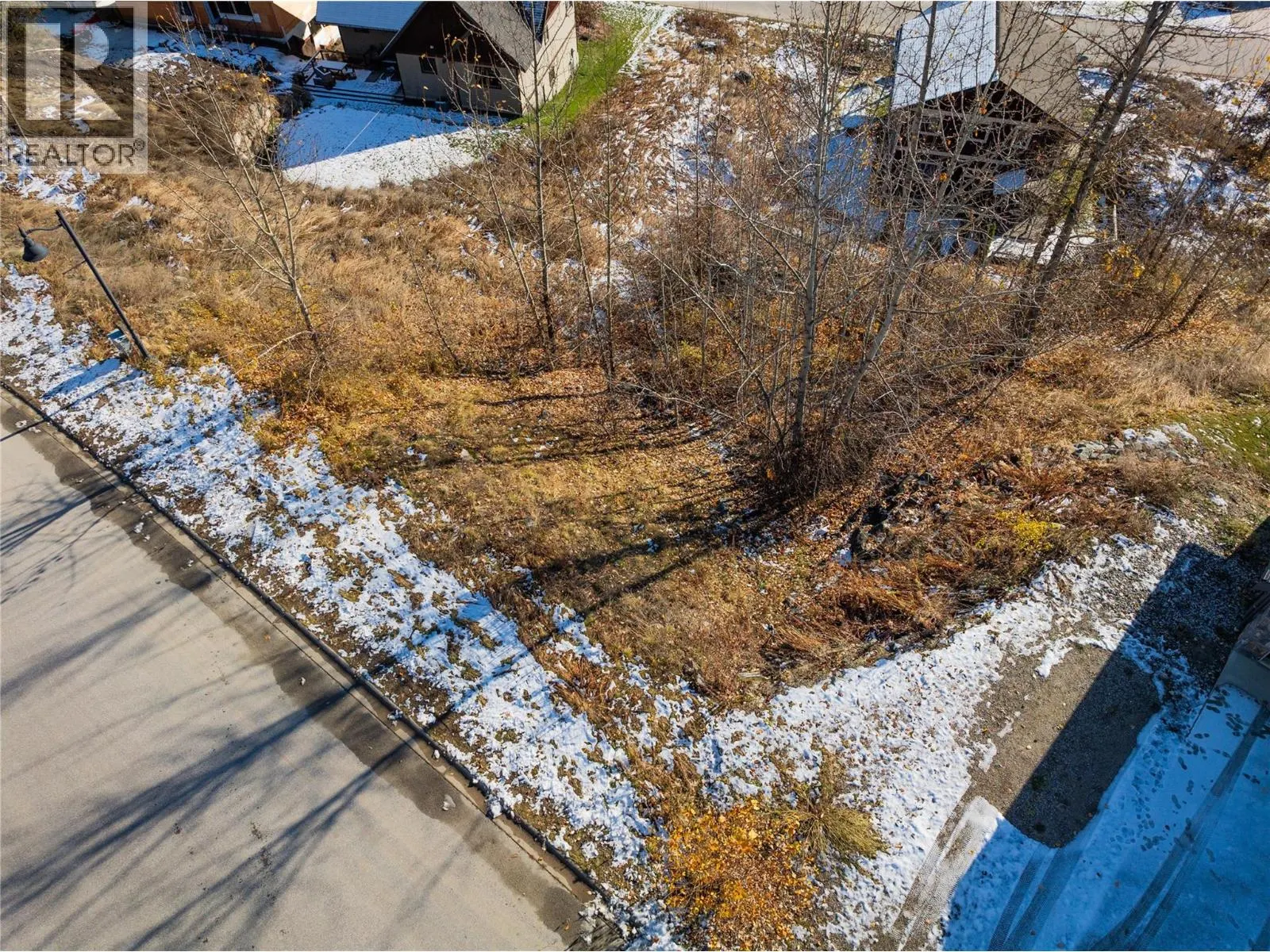 933 REDSTONE Drive