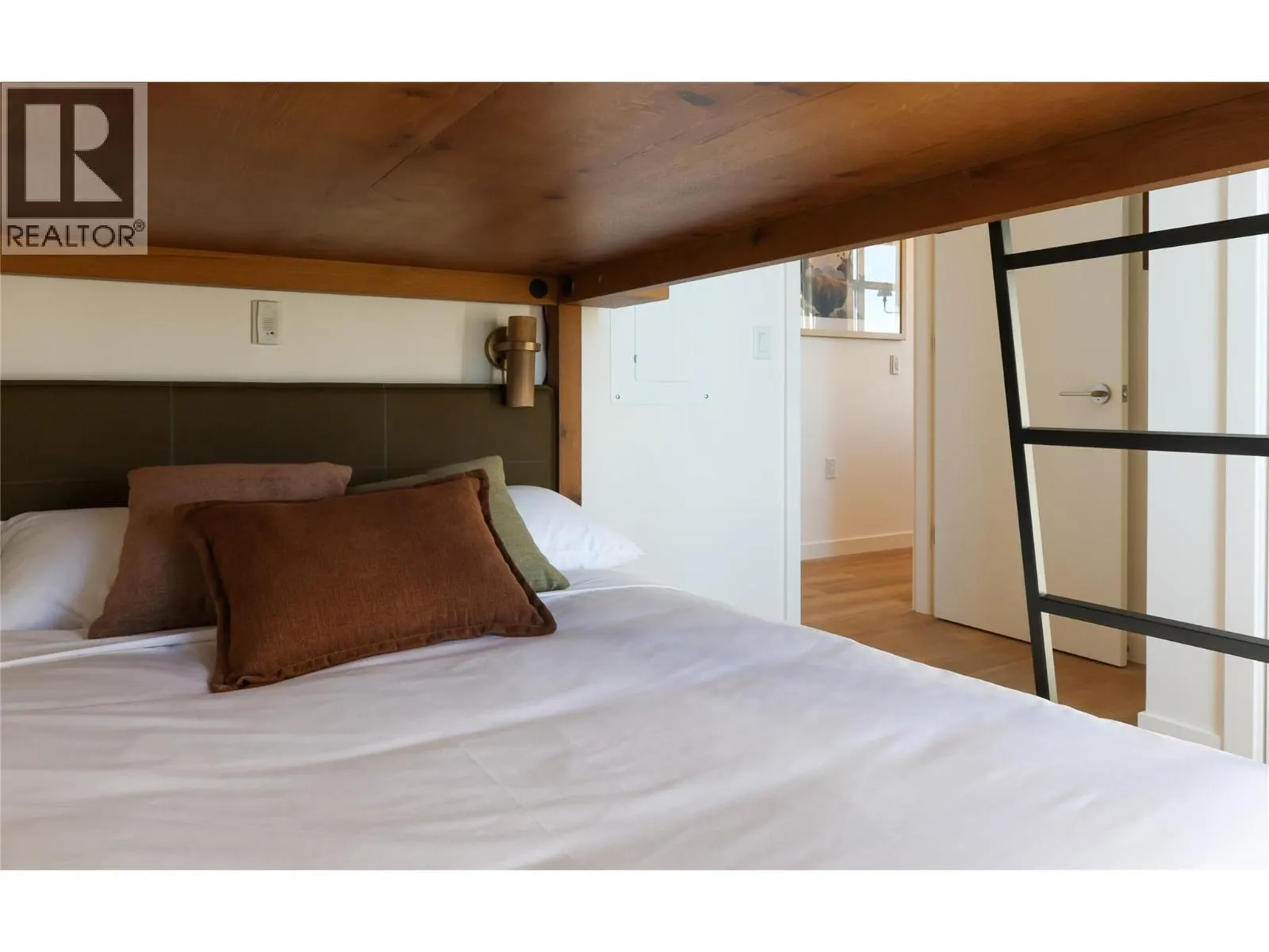4240 Red Mountain Road Unit# 216