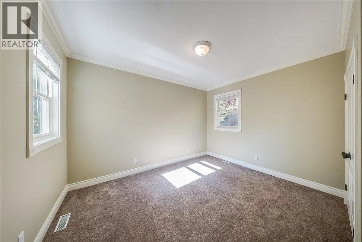1860 Planer Crescent