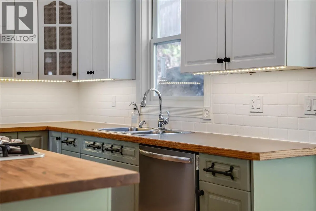 1860 Planer Crescent