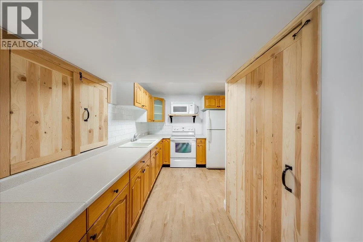 1860 Planer Crescent