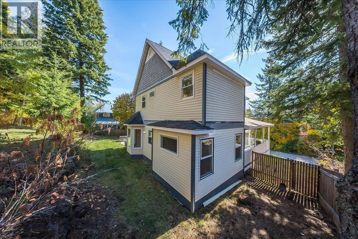 1860 Planer Crescent
