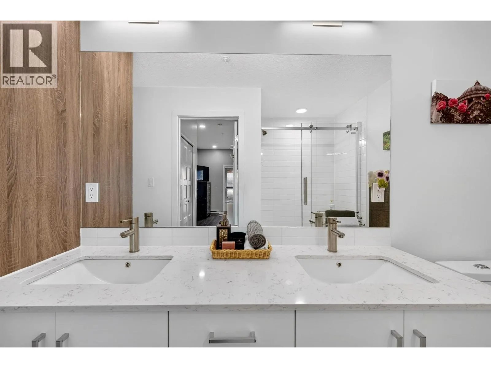 410 5TH Avenue S Unit# 1205