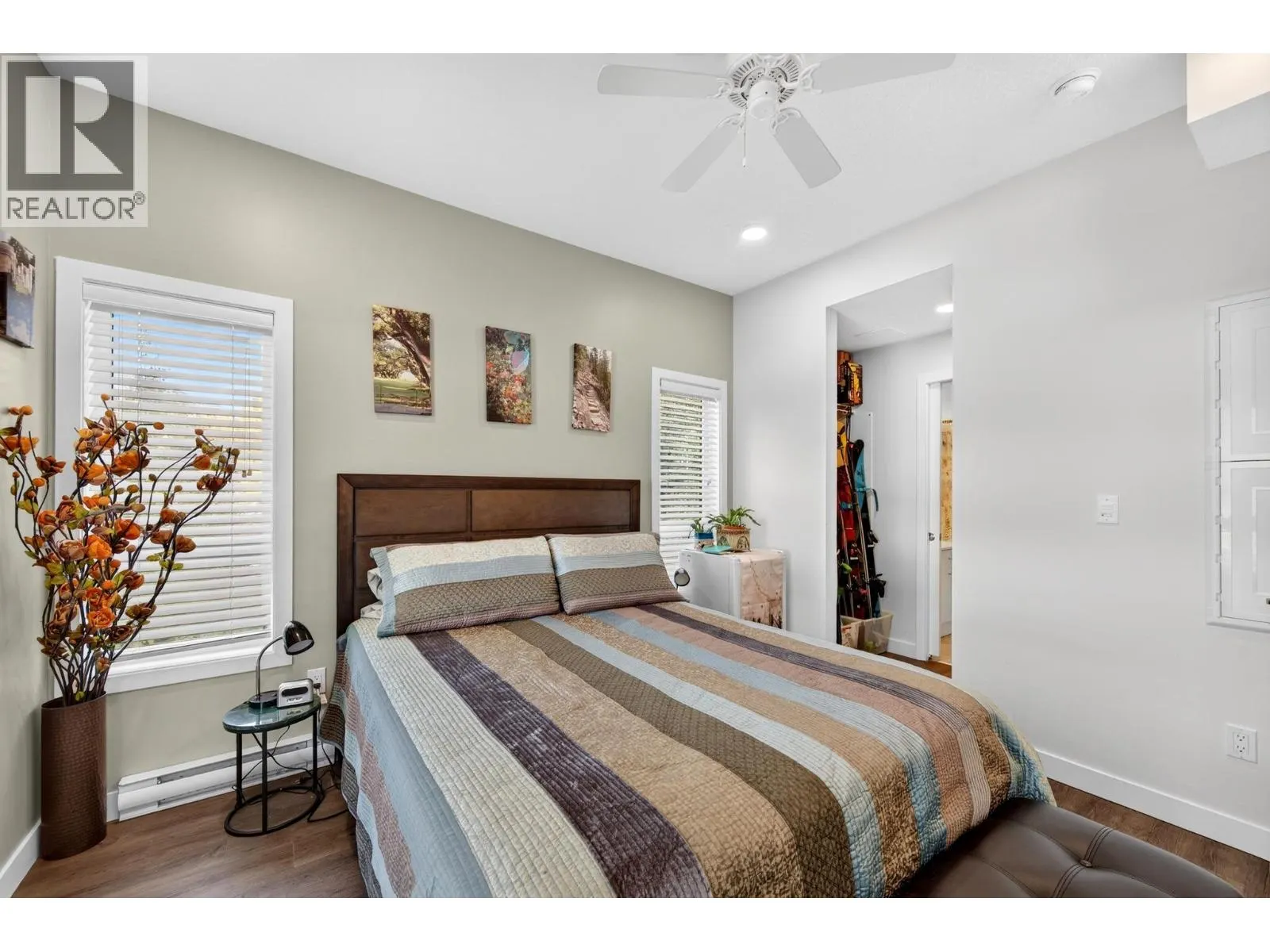 410 5TH Avenue S Unit# 1205