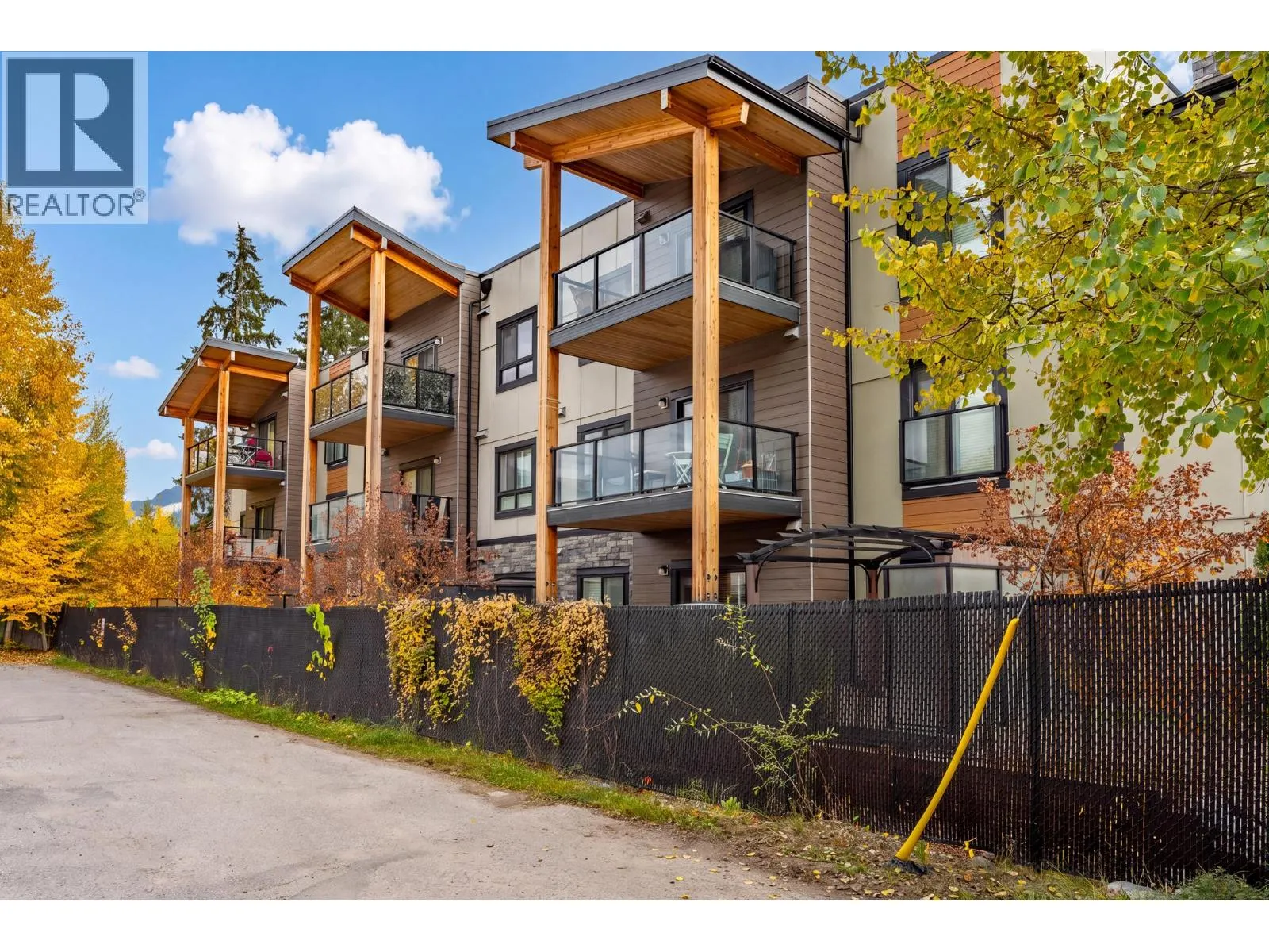 410 5TH Avenue S Unit# 1205