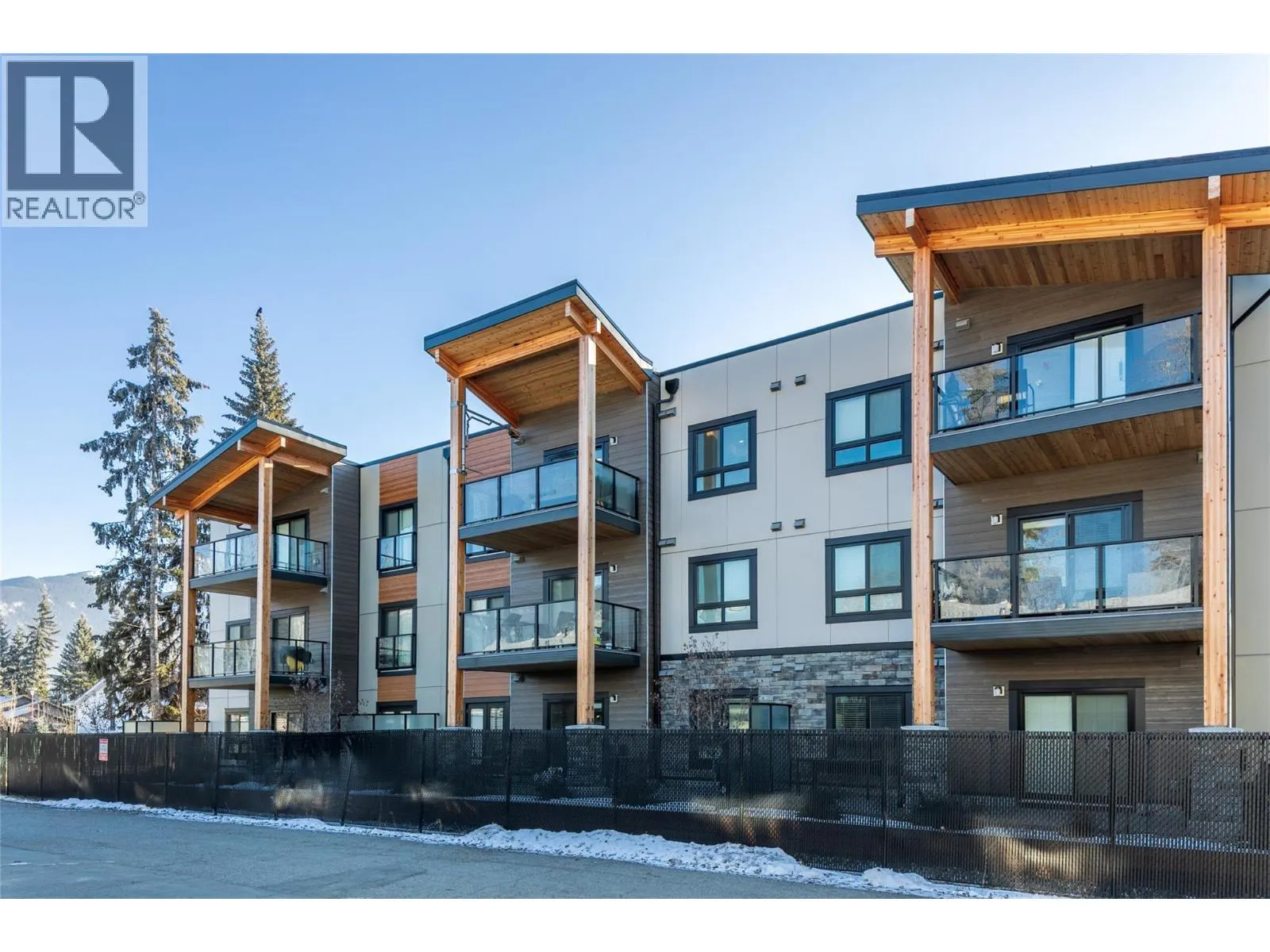410 5TH Avenue S Unit# 1205