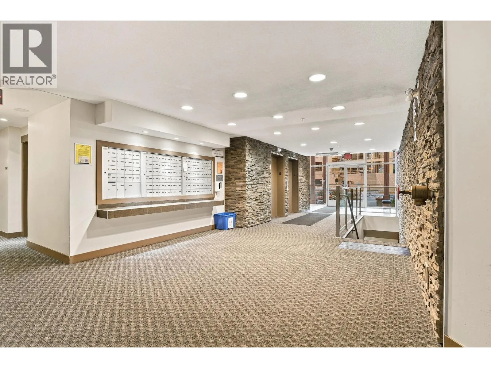 1040 TALASA Way Unit# 3221
