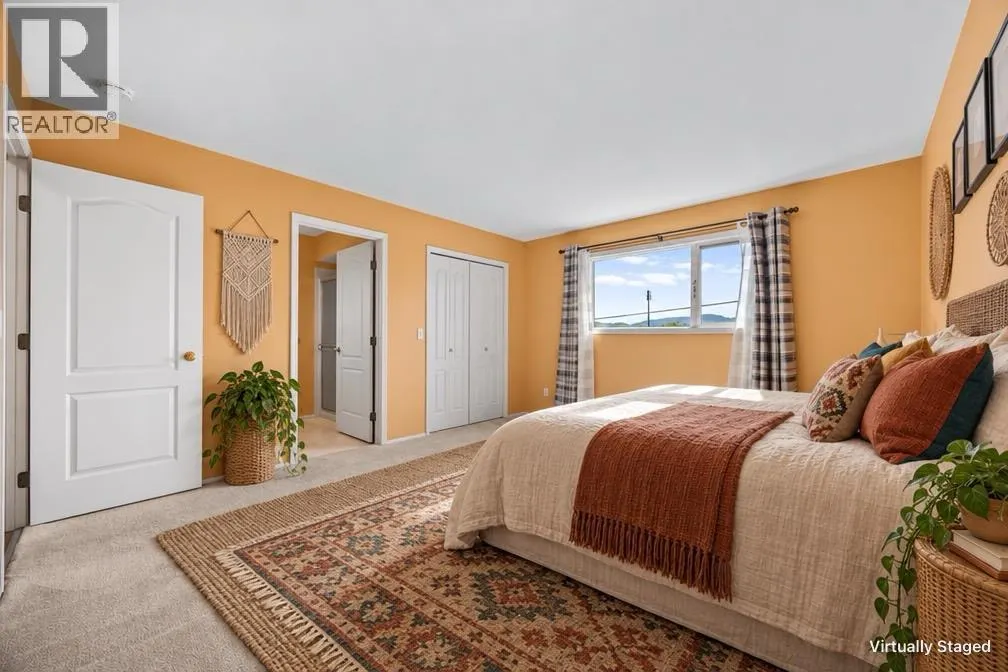 884 Mission Springs Crescent