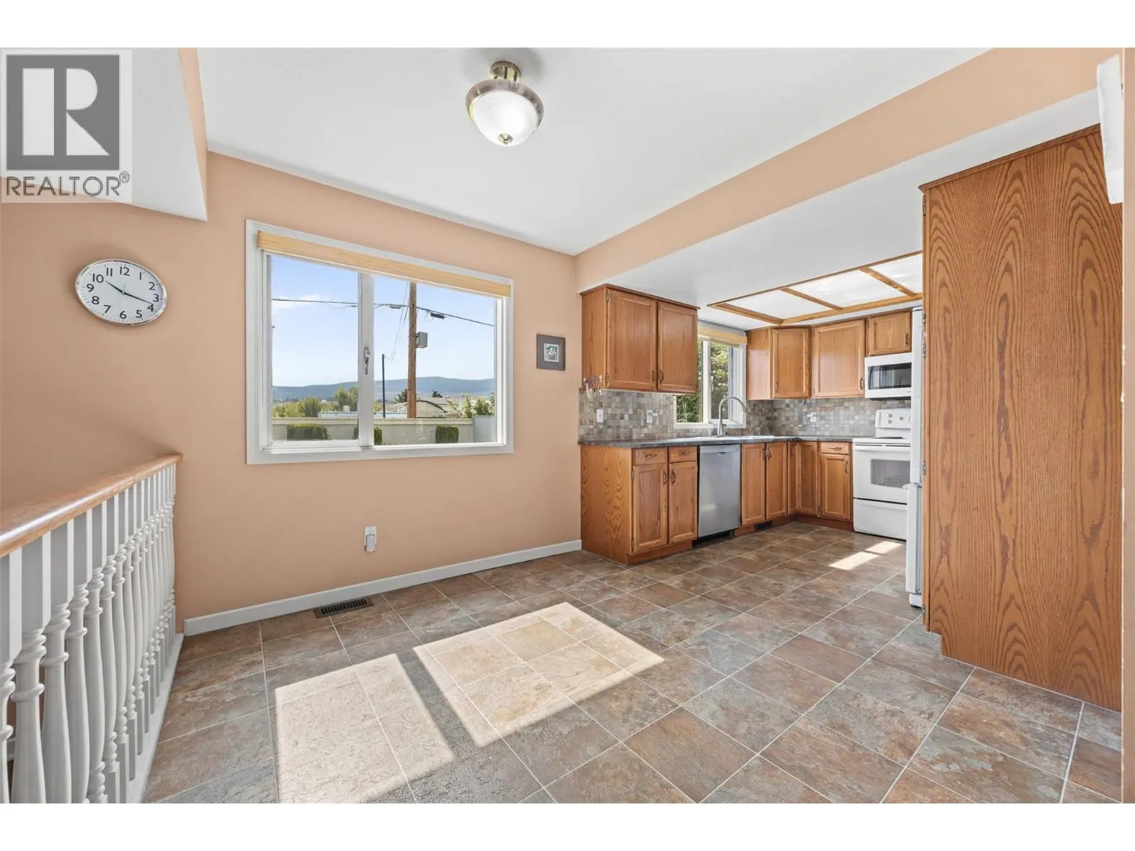 884 Mission Springs Crescent