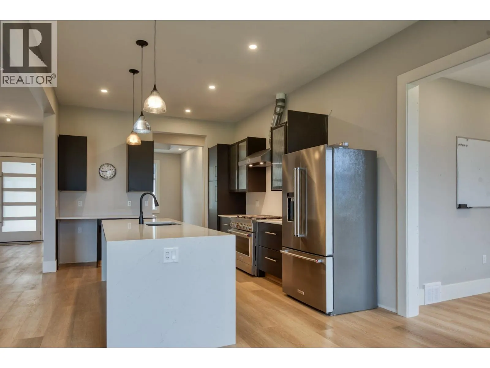 2835 Outlook Way