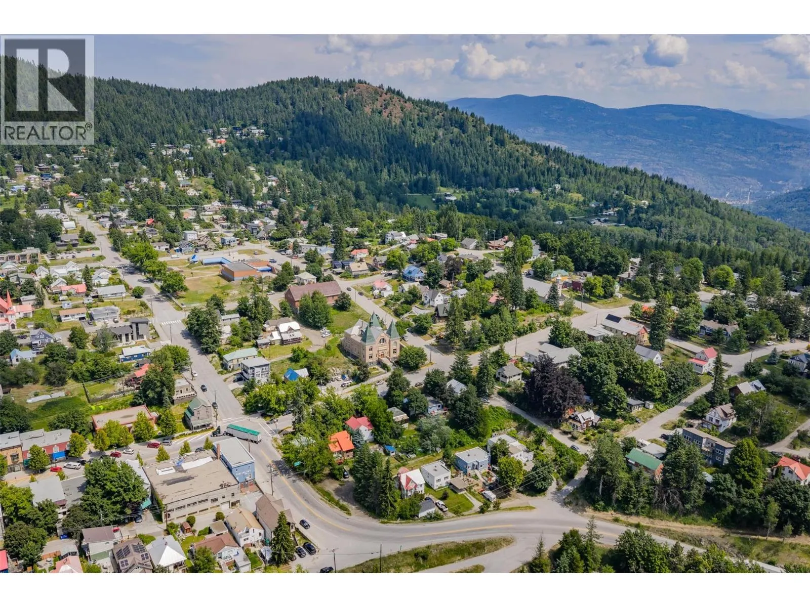 Parcel A COLUMBIA-KOOTENAY Road