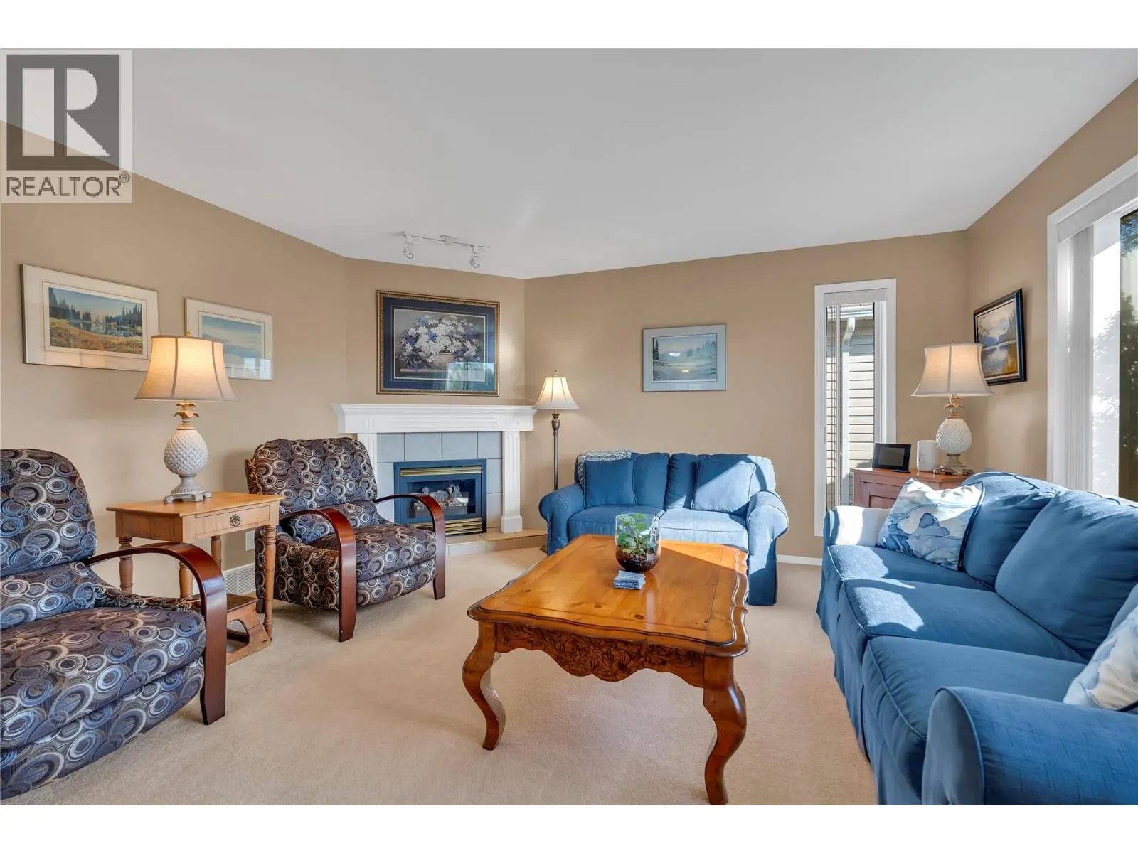 546 Redwing Drive