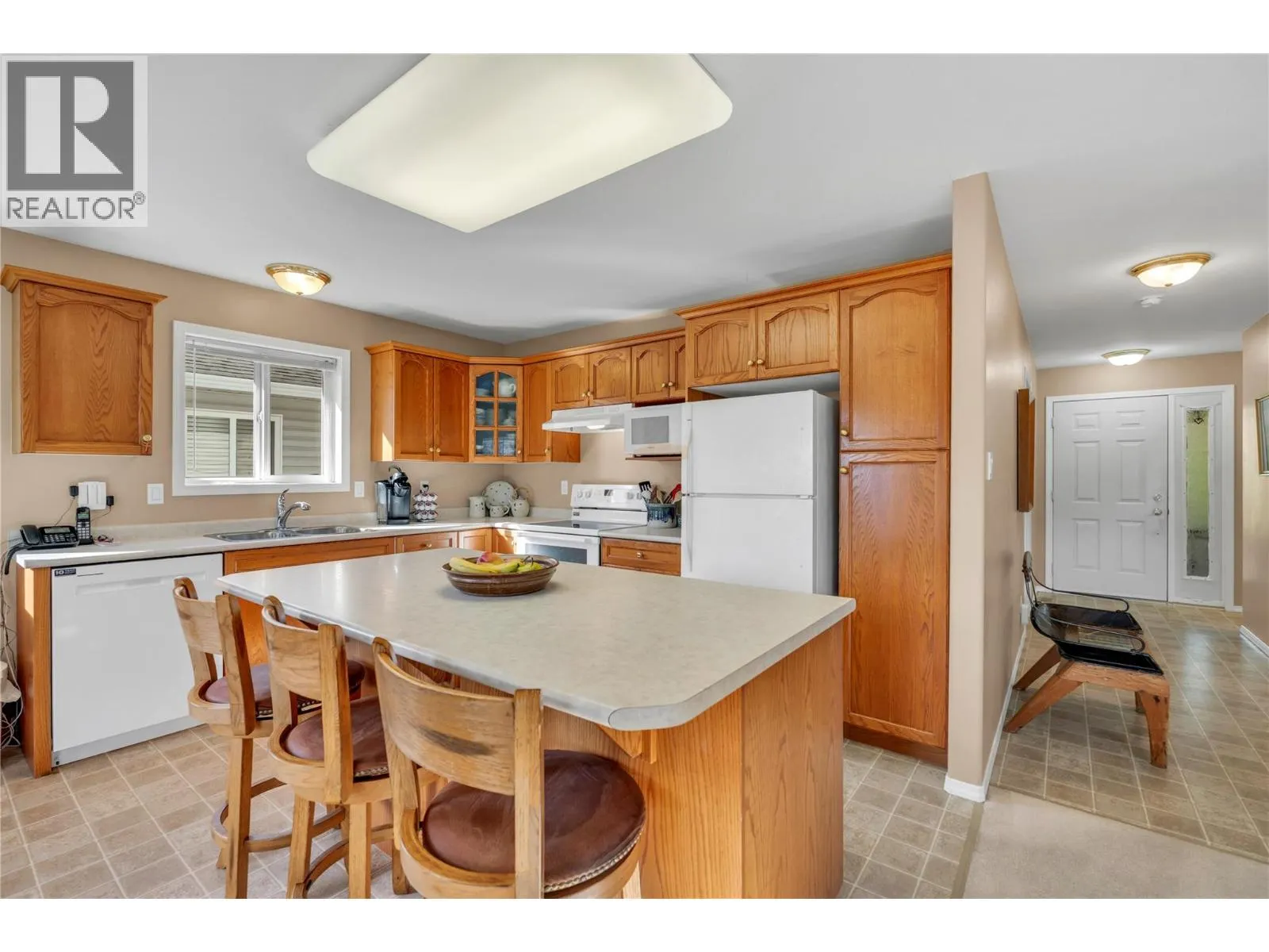 546 Redwing Drive
