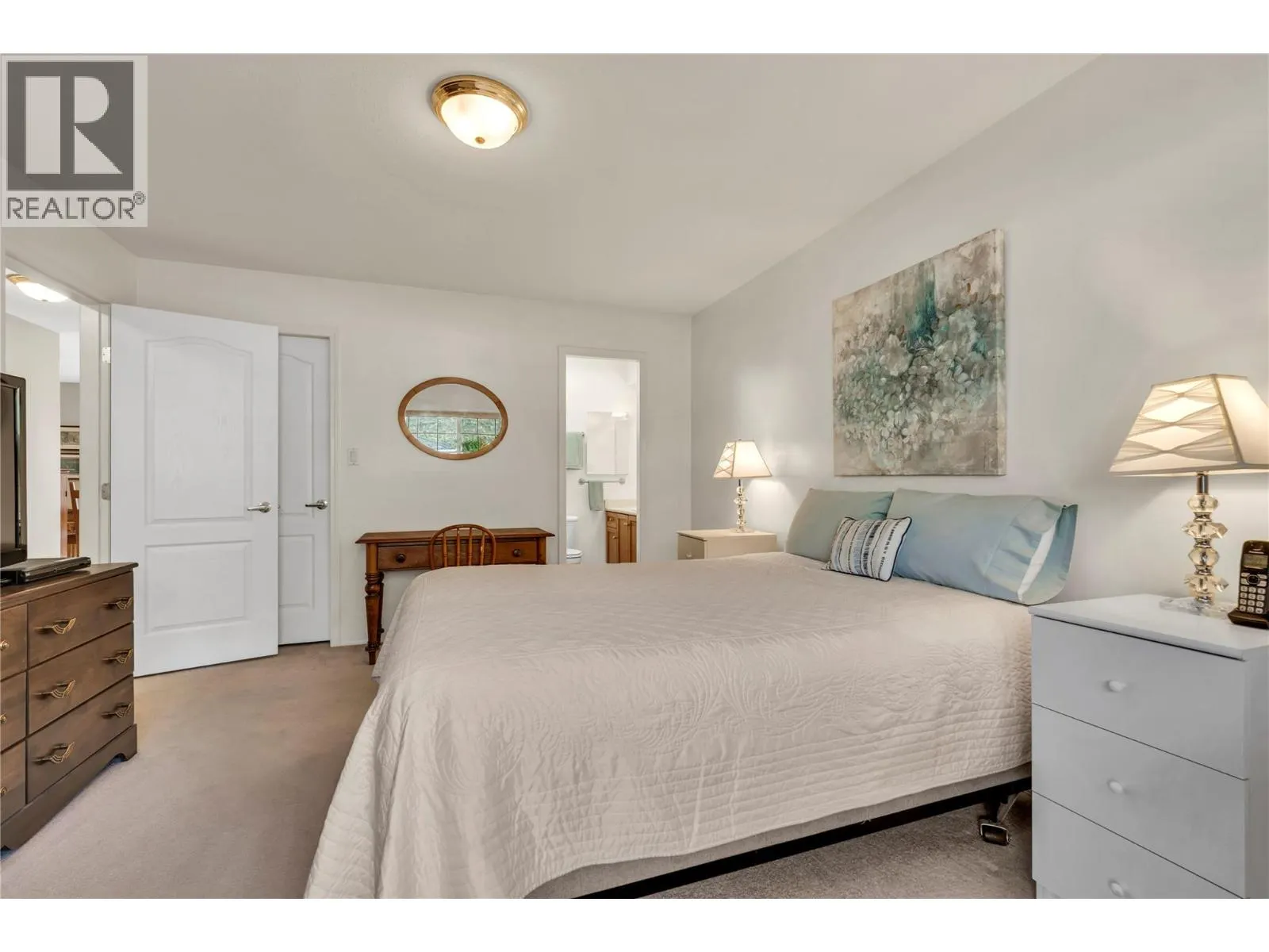 546 Redwing Drive