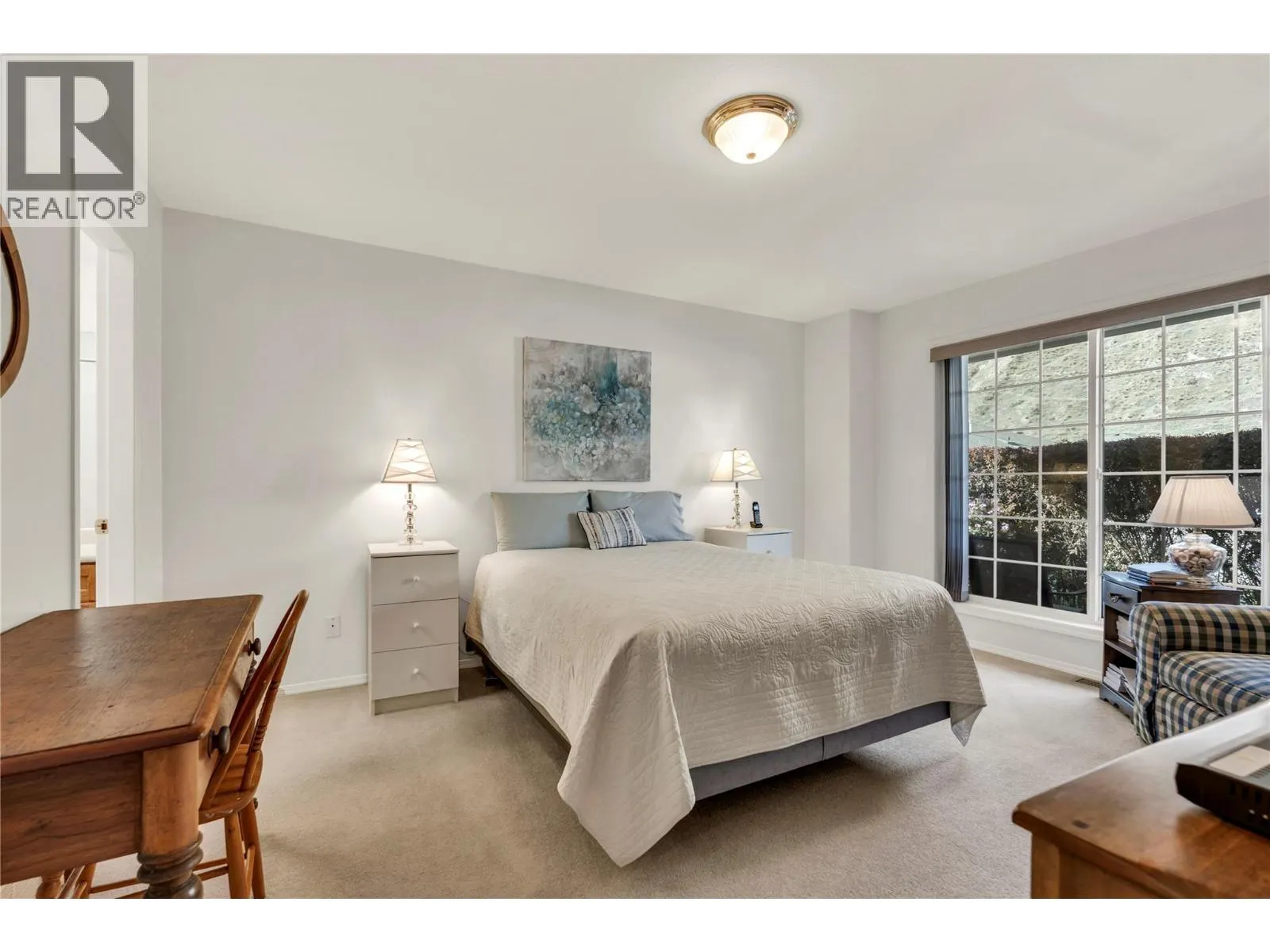546 Redwing Drive
