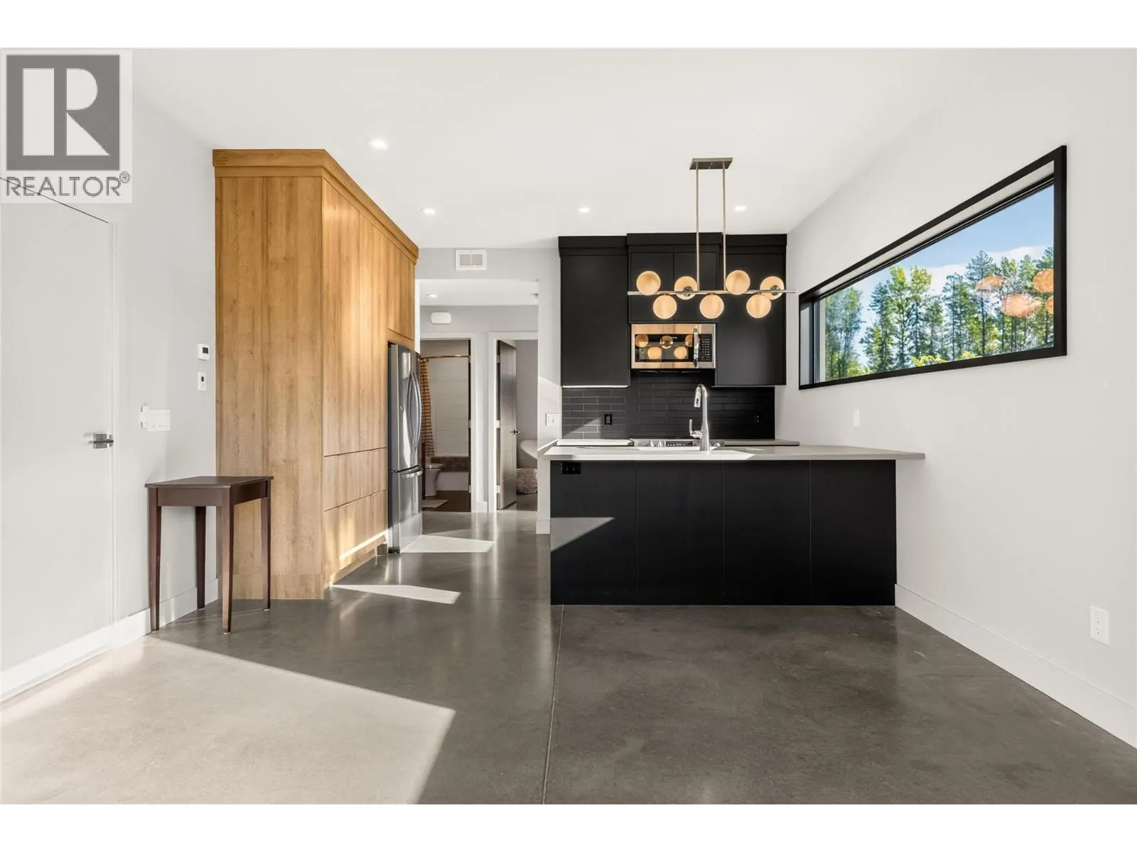 1 Huckleberry Place