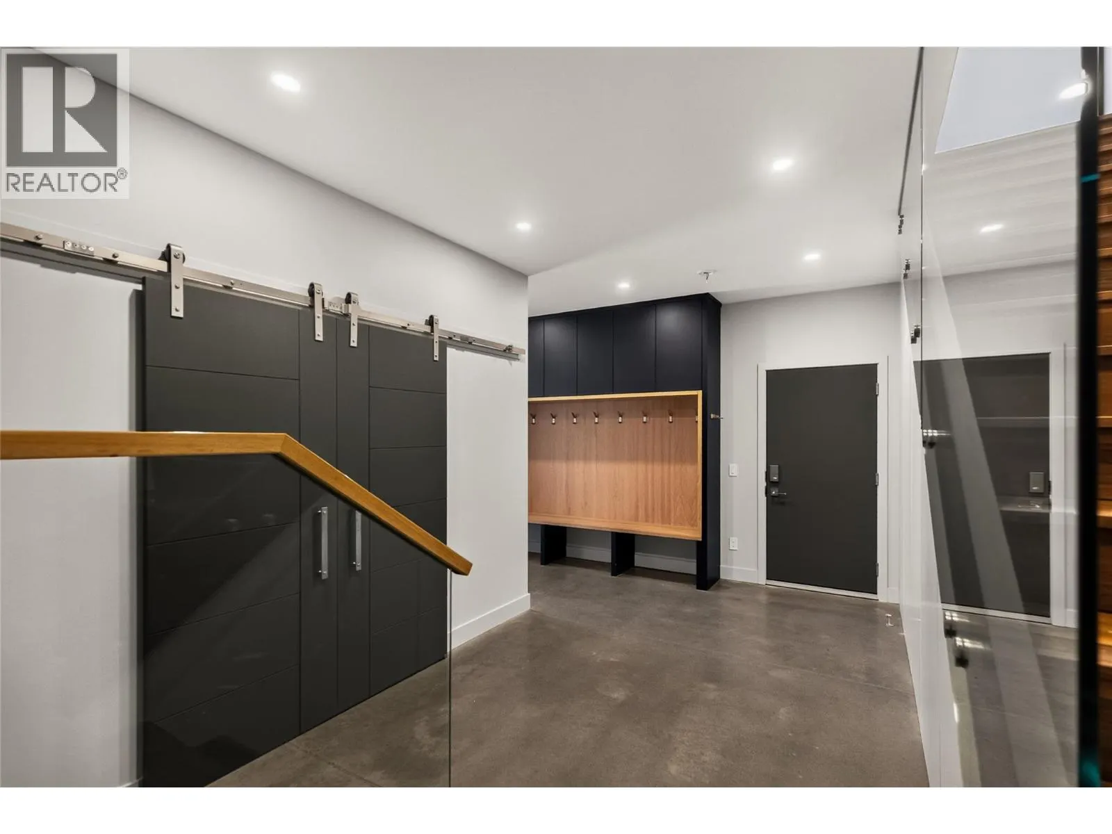 1 Huckleberry Place