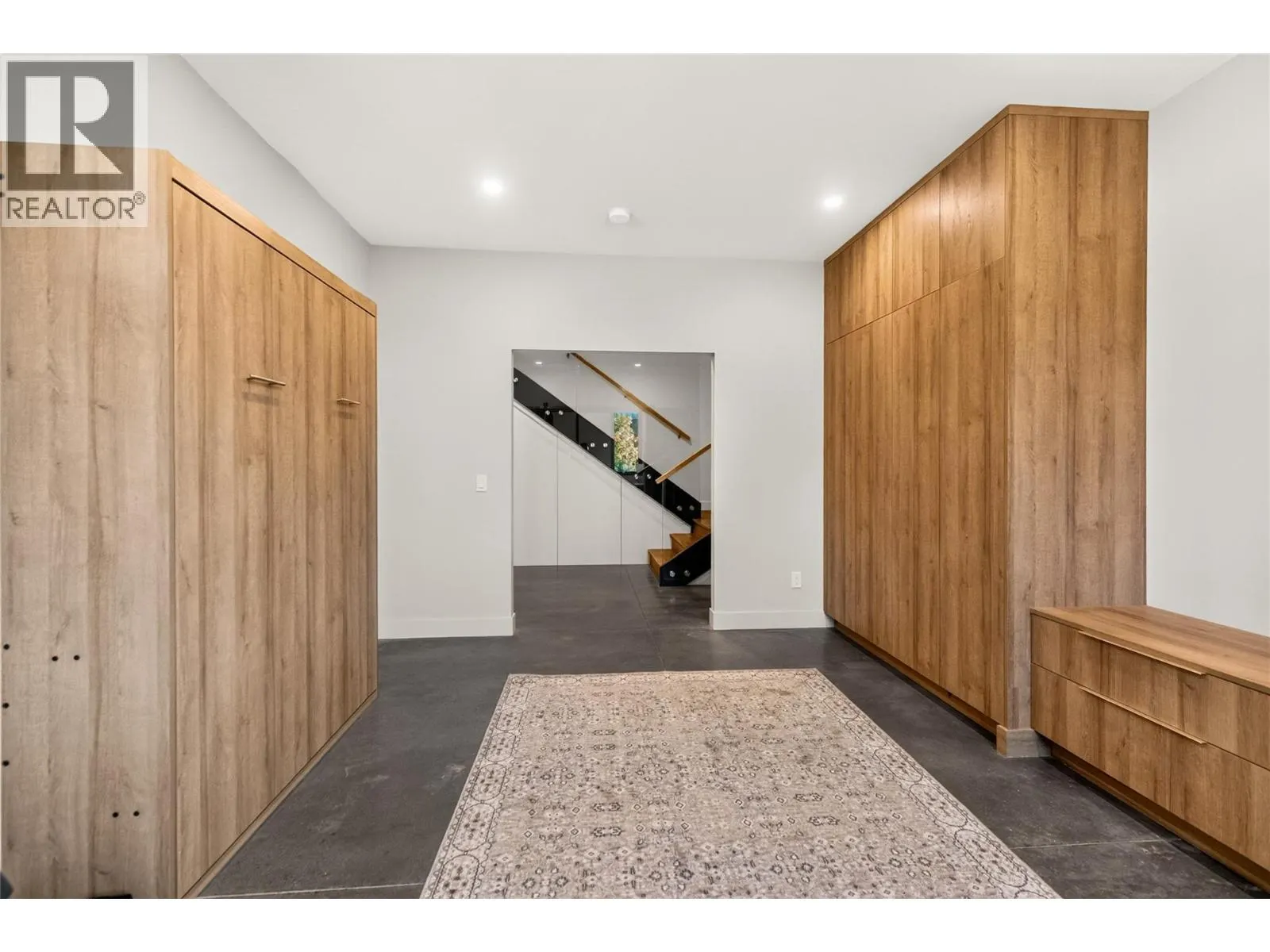 1 Huckleberry Place