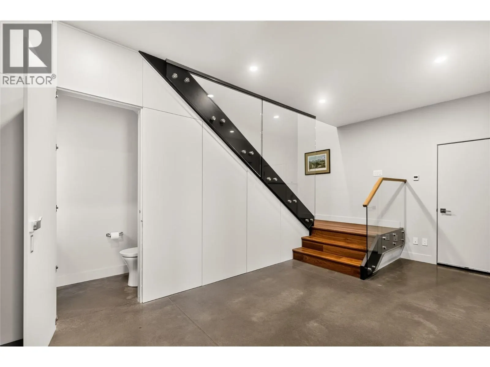 1 Huckleberry Place