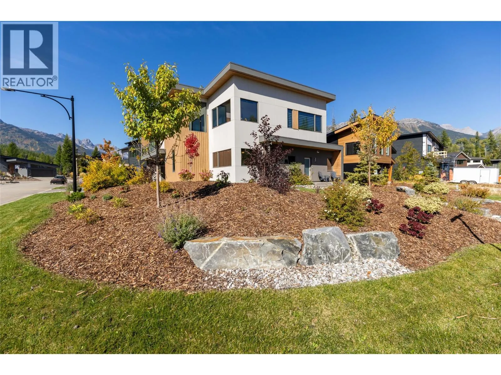 1 Huckleberry Place