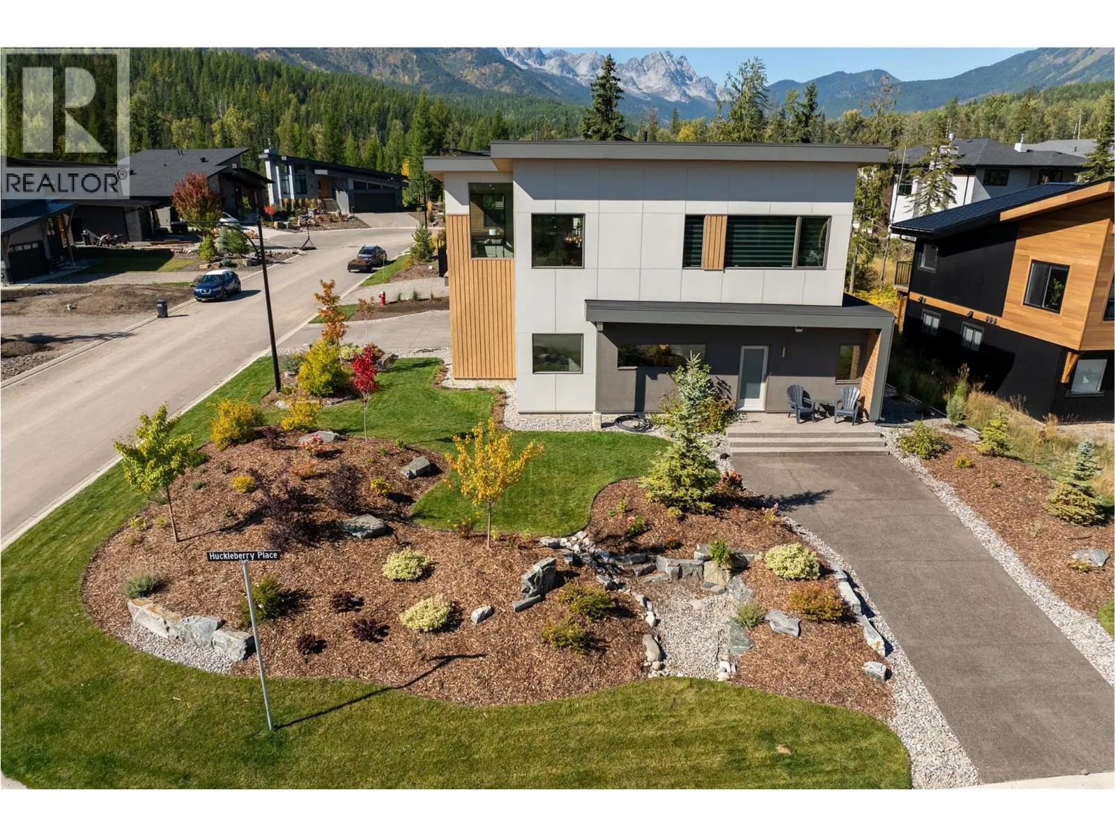 1 Huckleberry Place