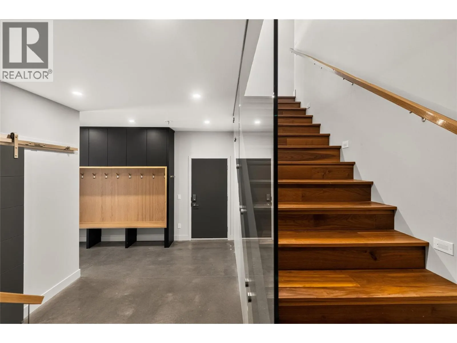 1 Huckleberry Place