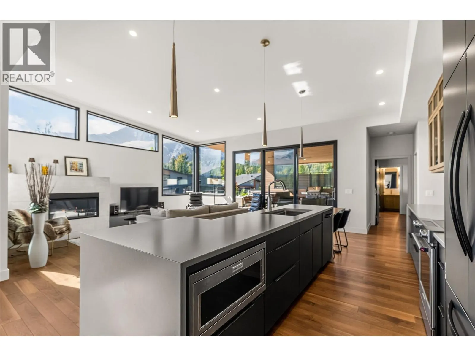 1 Huckleberry Place