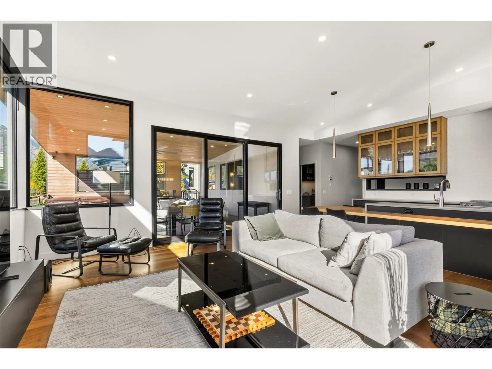 1 Huckleberry Place