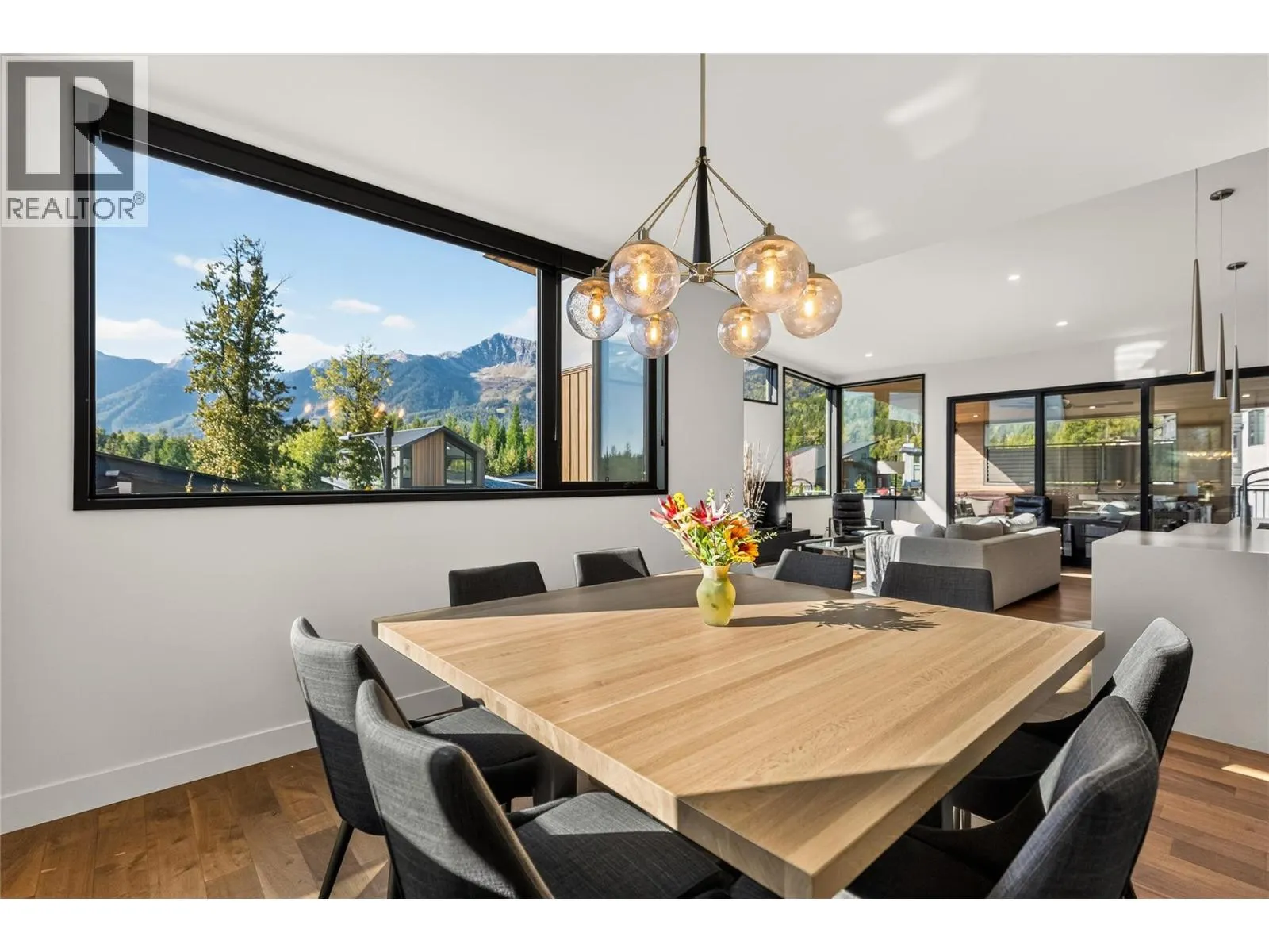 1 Huckleberry Place