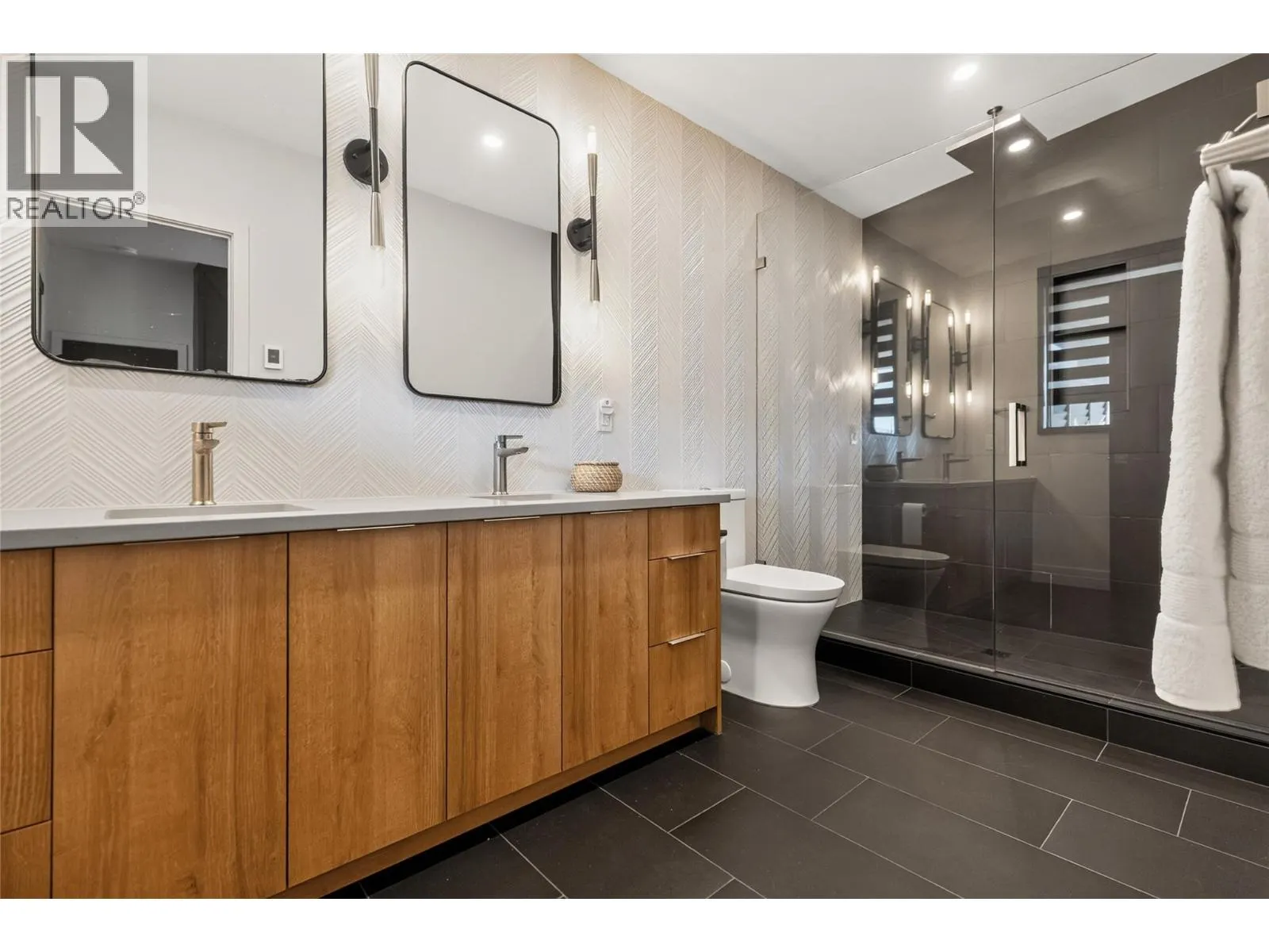 1 Huckleberry Place