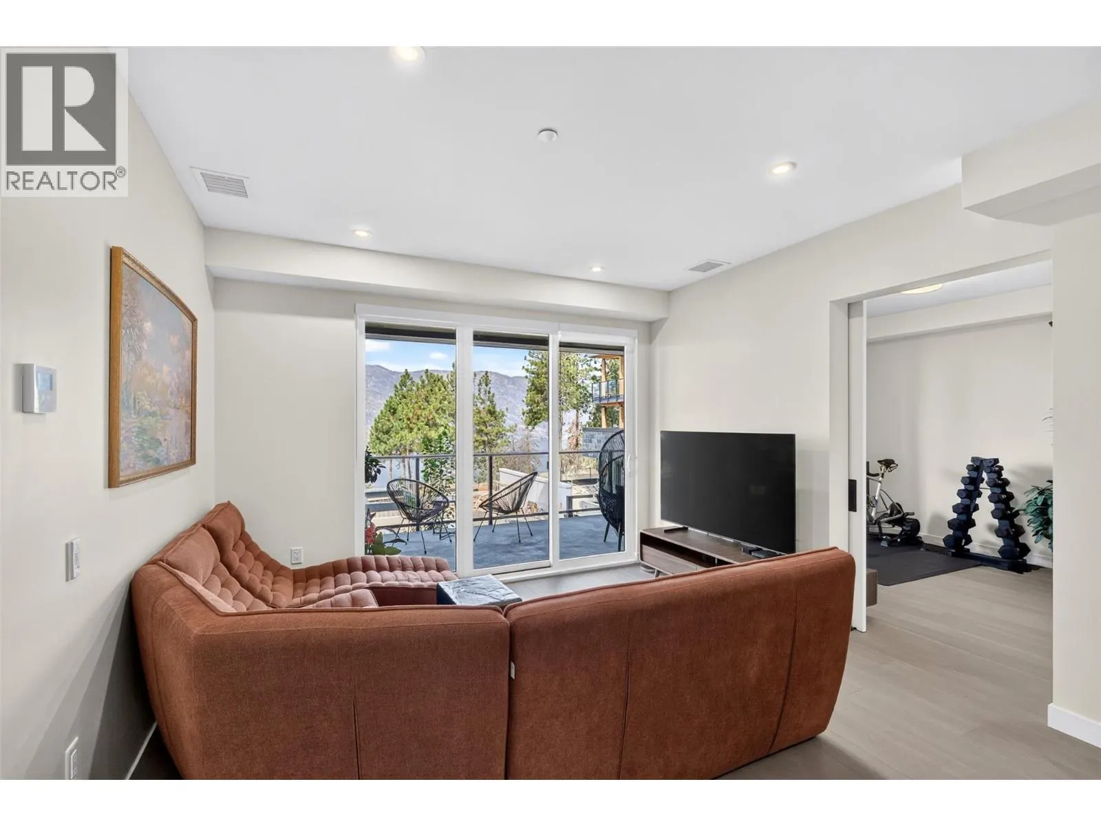9652 Benchland Drive Unit# 209