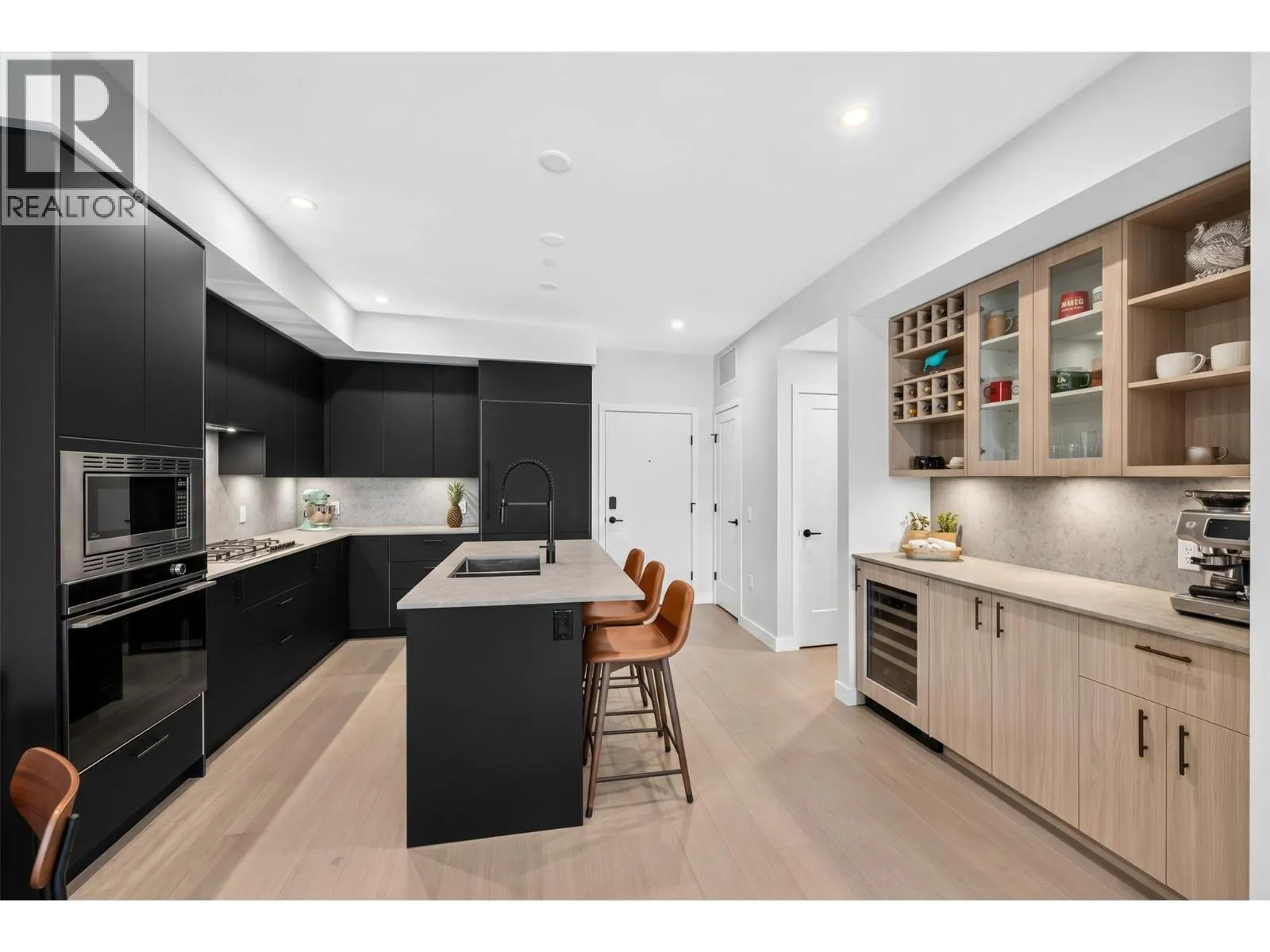 9652 Benchland Drive Unit# 209