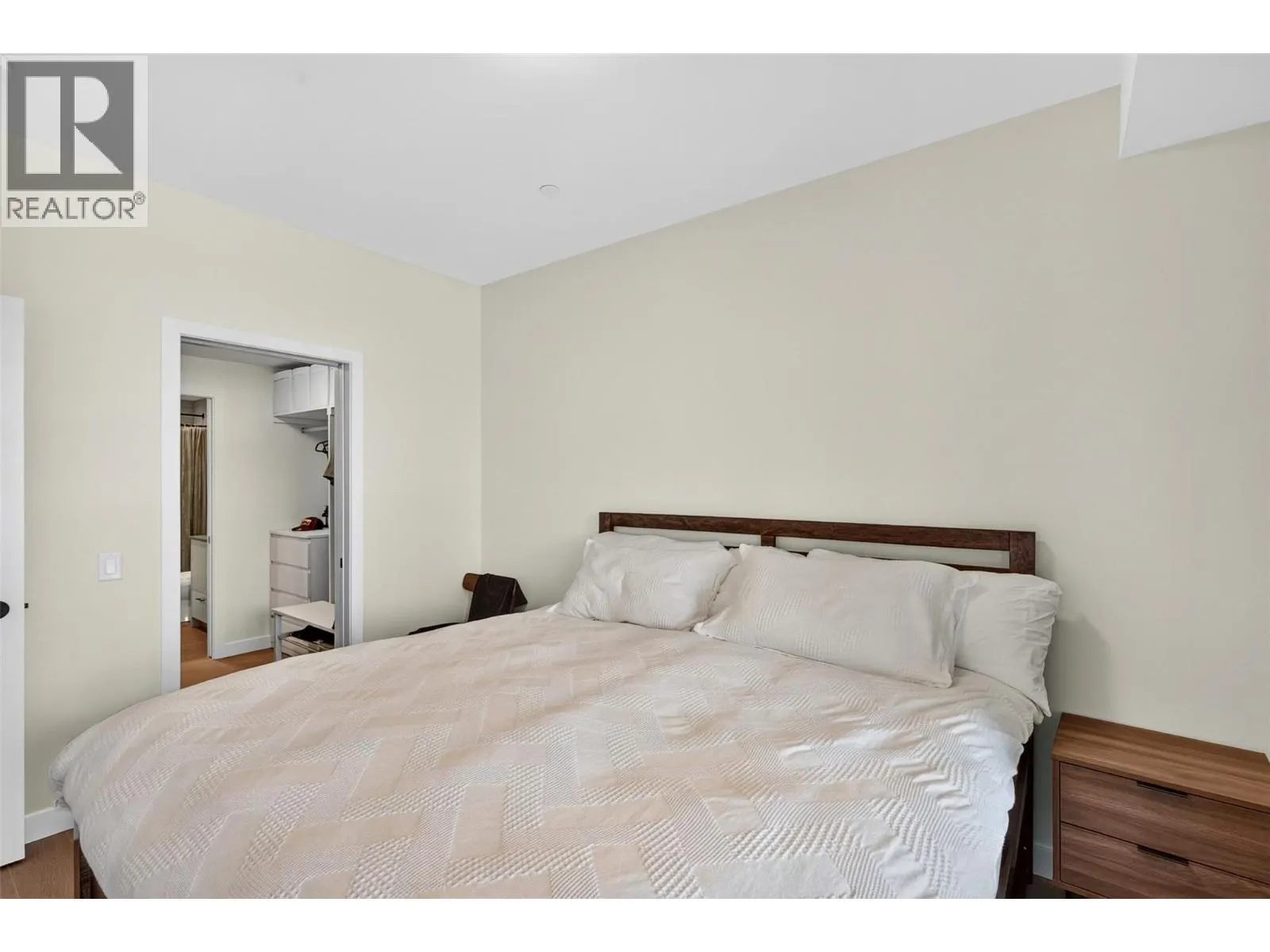 9652 Benchland Drive Unit# 209