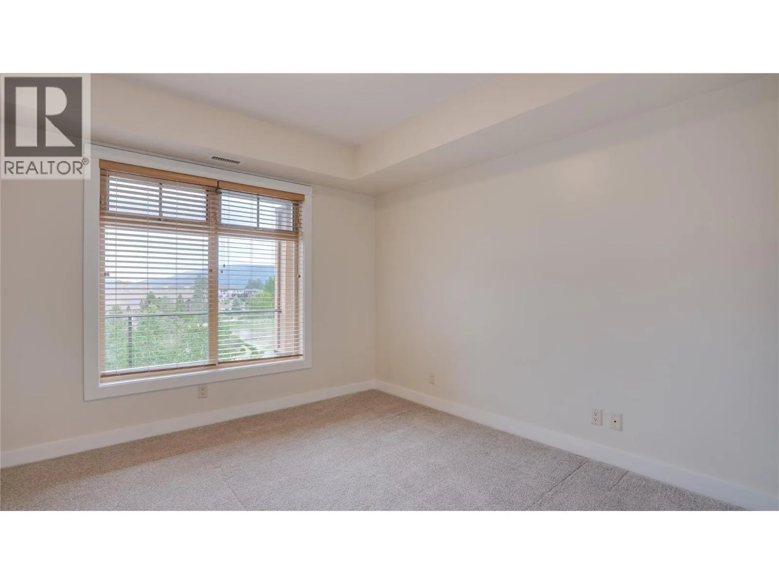 2551 Shoreline Drive Unit# 412
