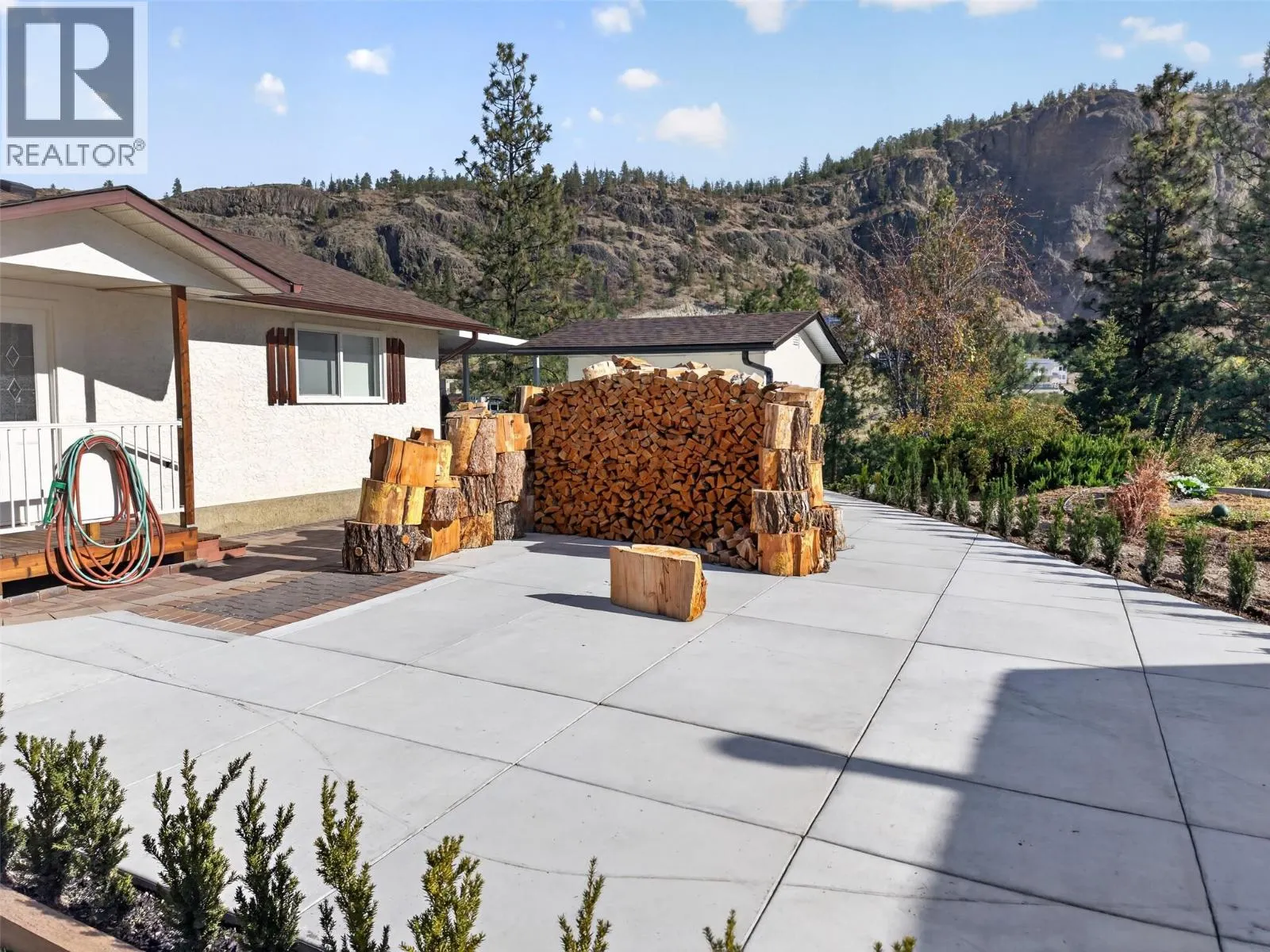 10836 DUNHAM Crescent