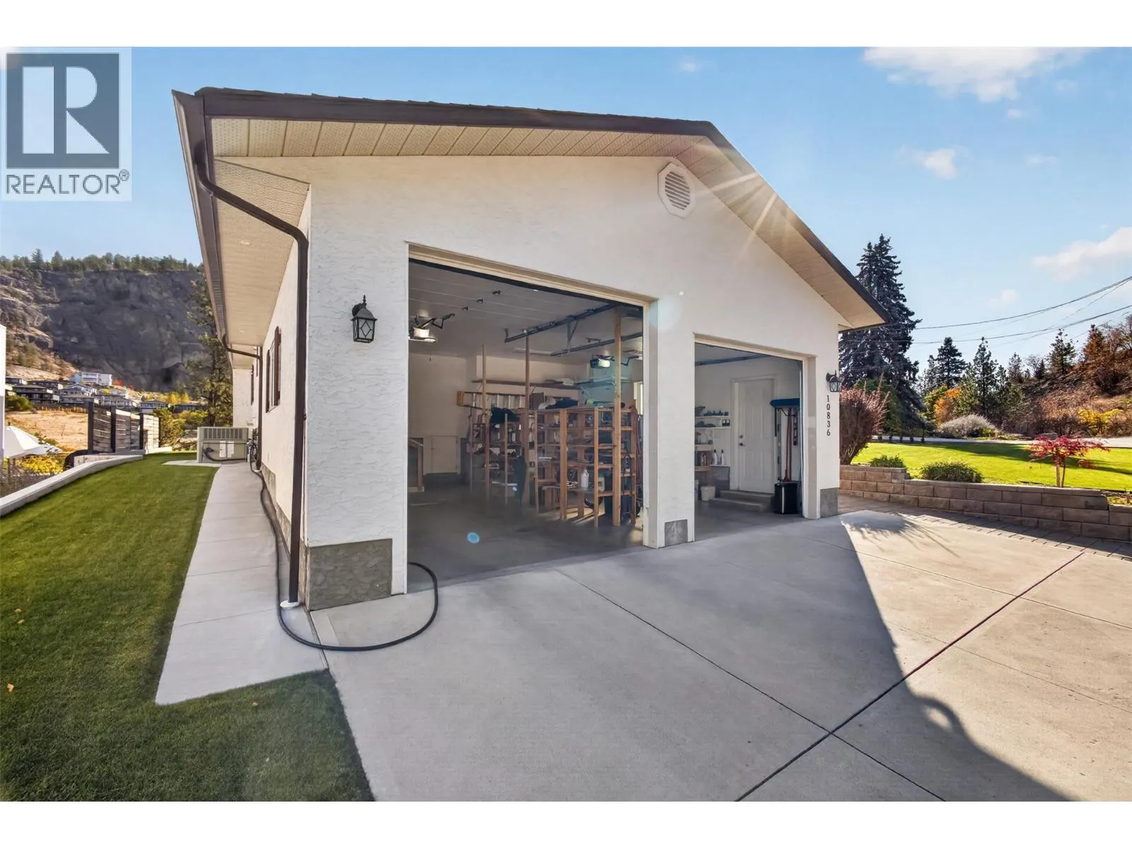 10836 DUNHAM Crescent