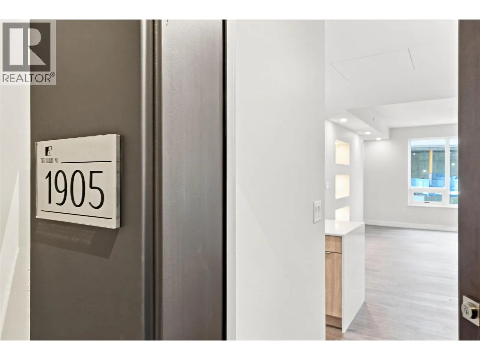 460 NICOLA Street Unit# 1905