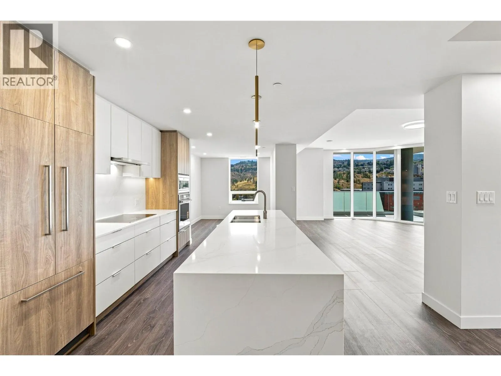 460 NICOLA Street Unit# 1905