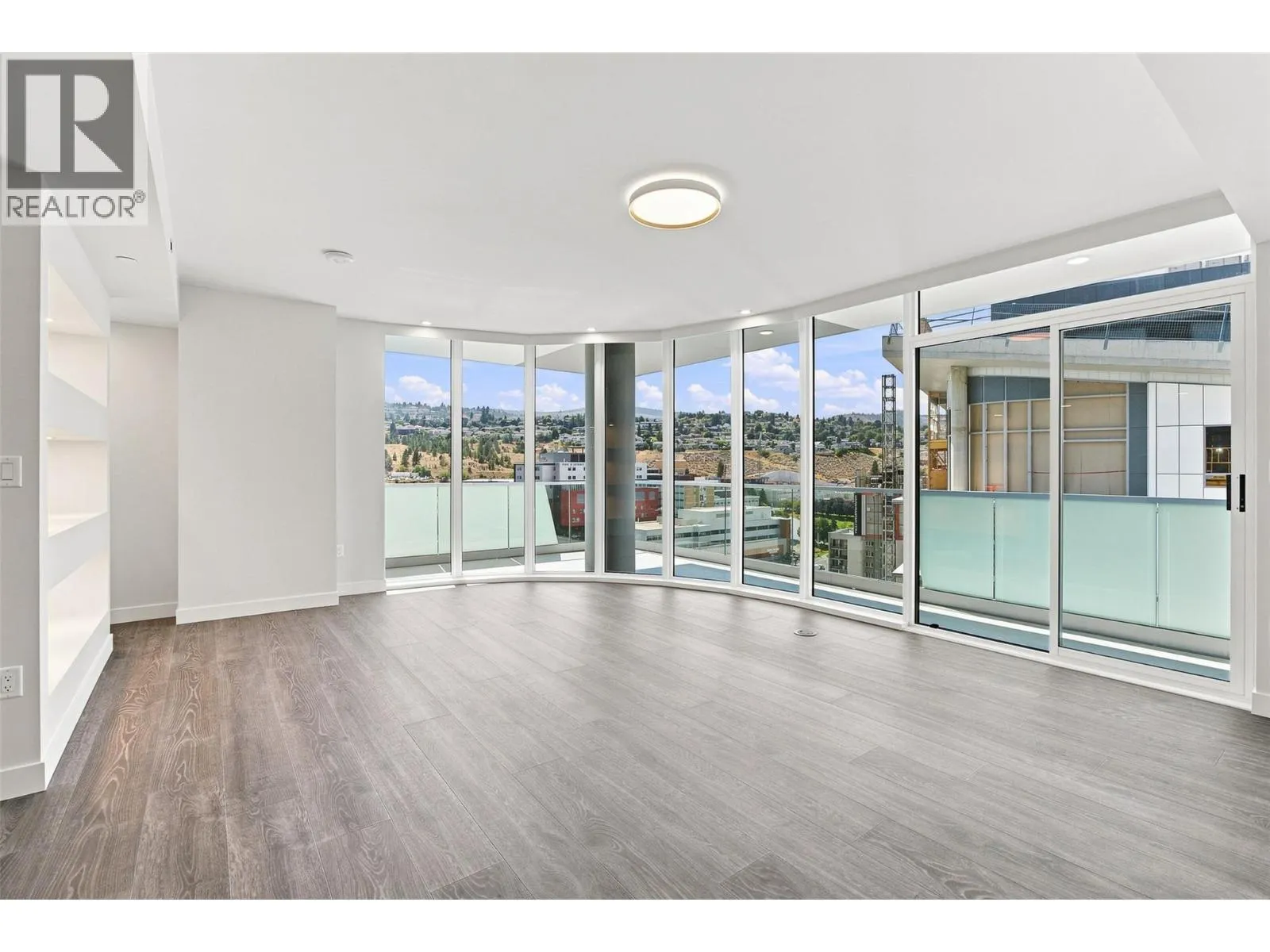 460 NICOLA Street Unit# 1905