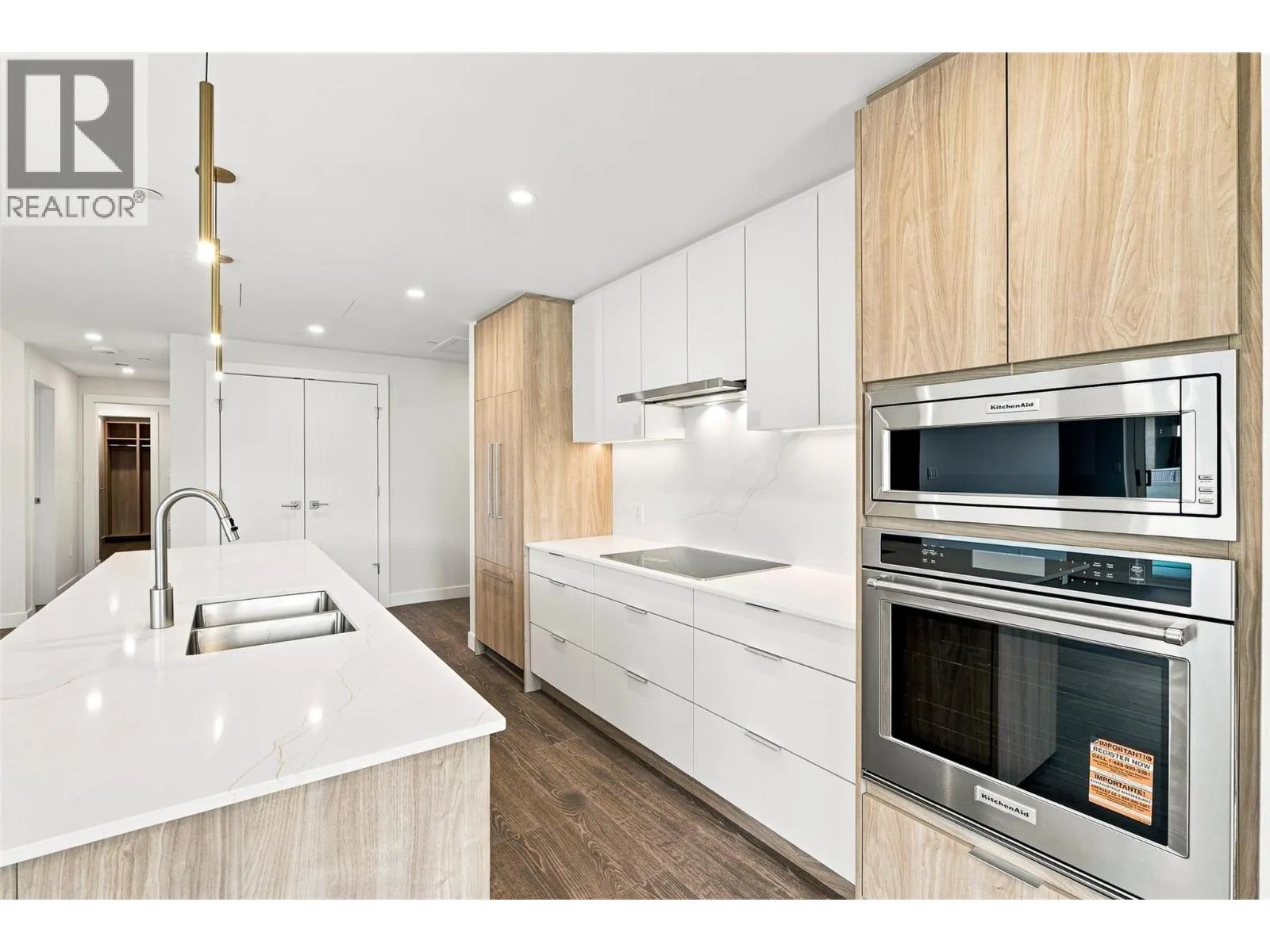 460 NICOLA Street Unit# 1905