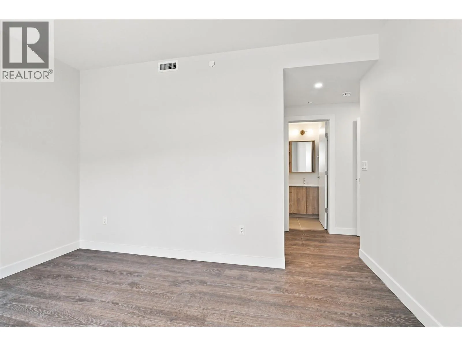 460 NICOLA Street Unit# 1905