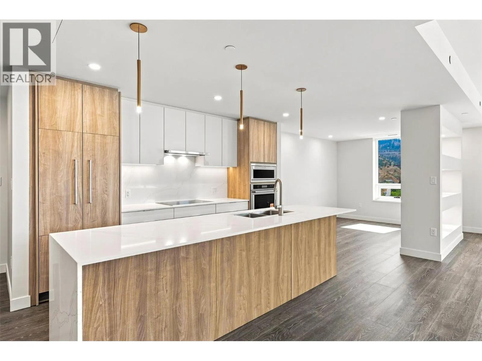460 NICOLA Street Unit# 1905