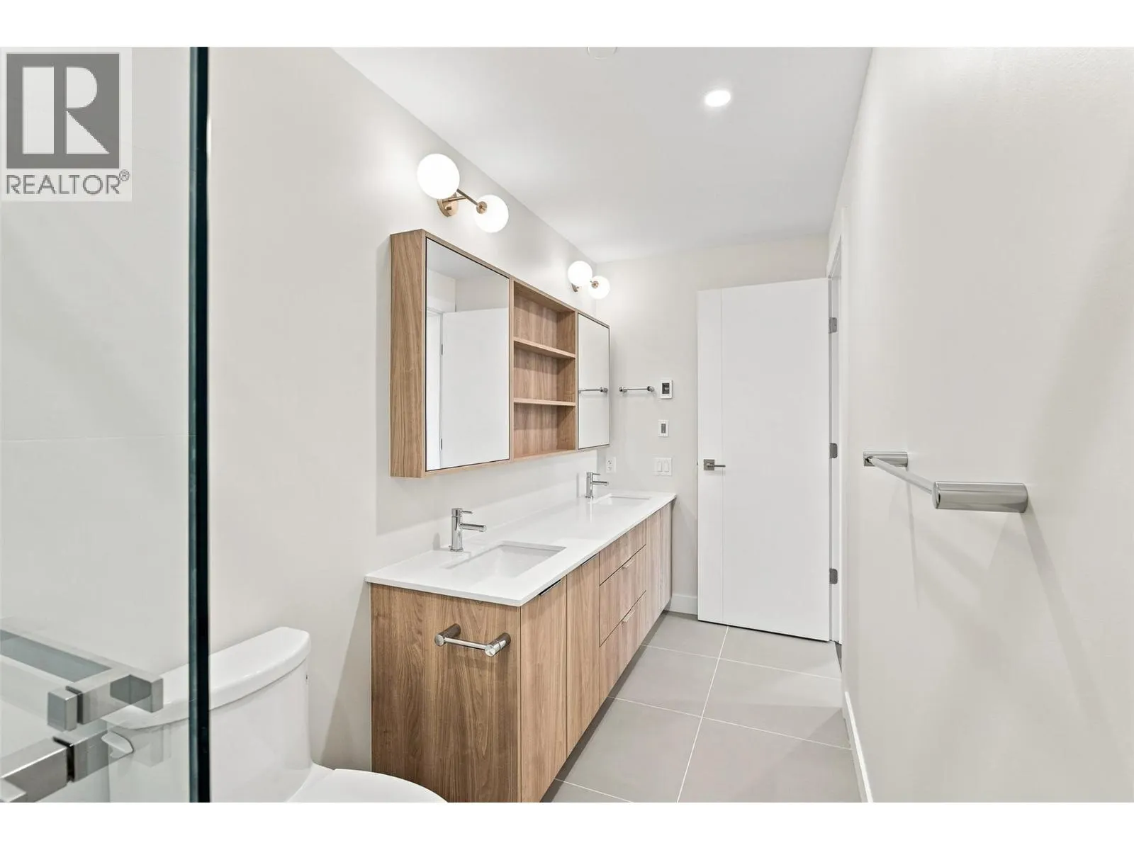 460 NICOLA Street Unit# 1905