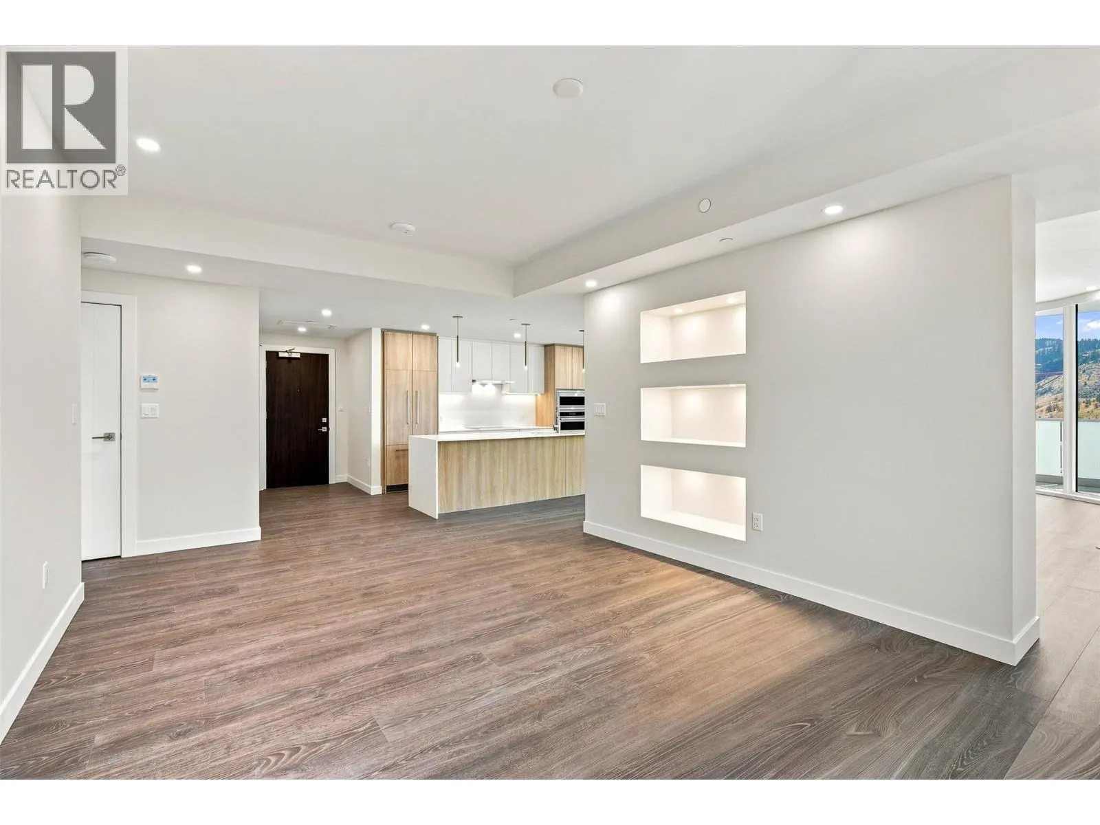 460 NICOLA Street Unit# 1905