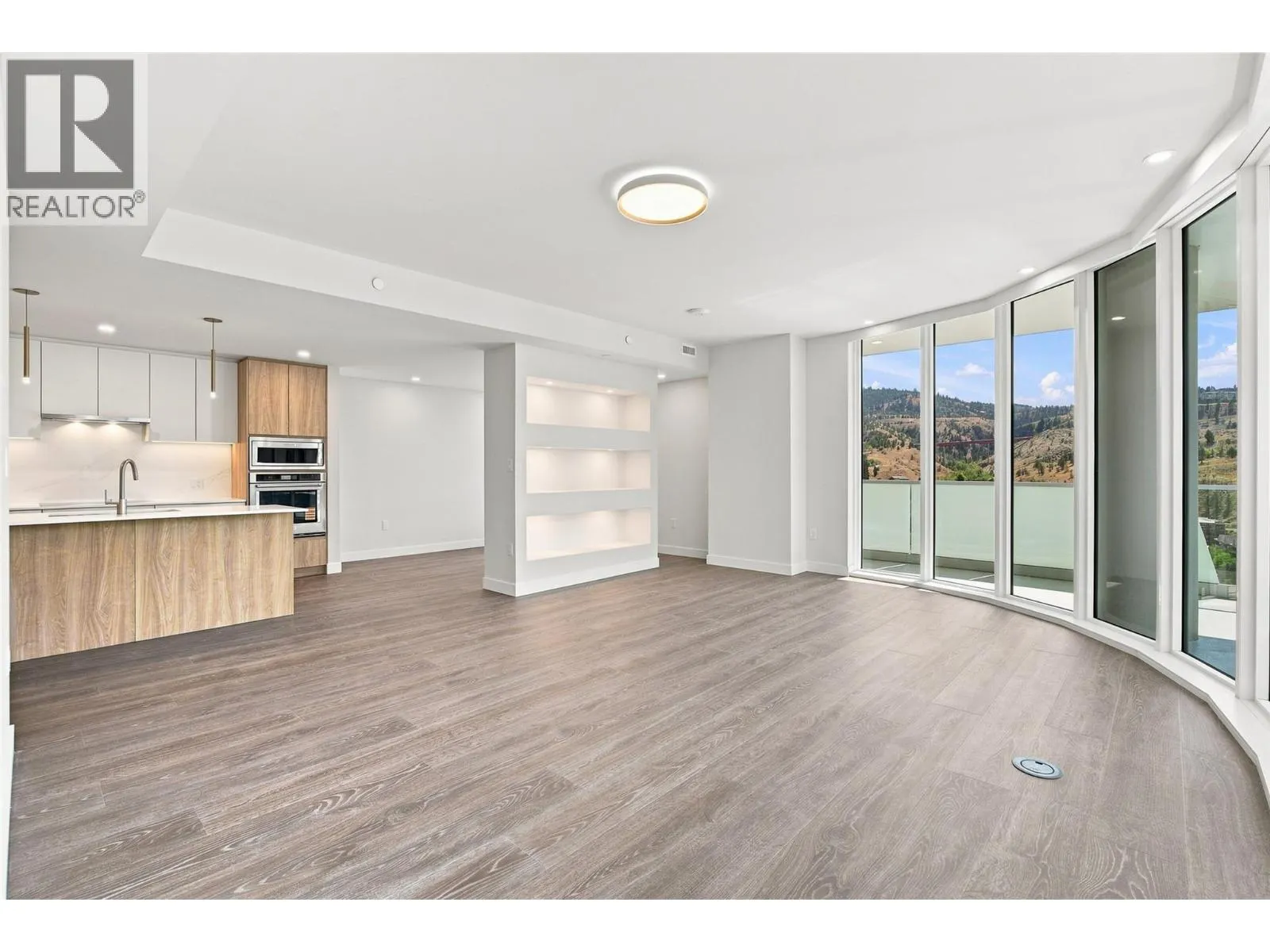 460 NICOLA Street Unit# 1905