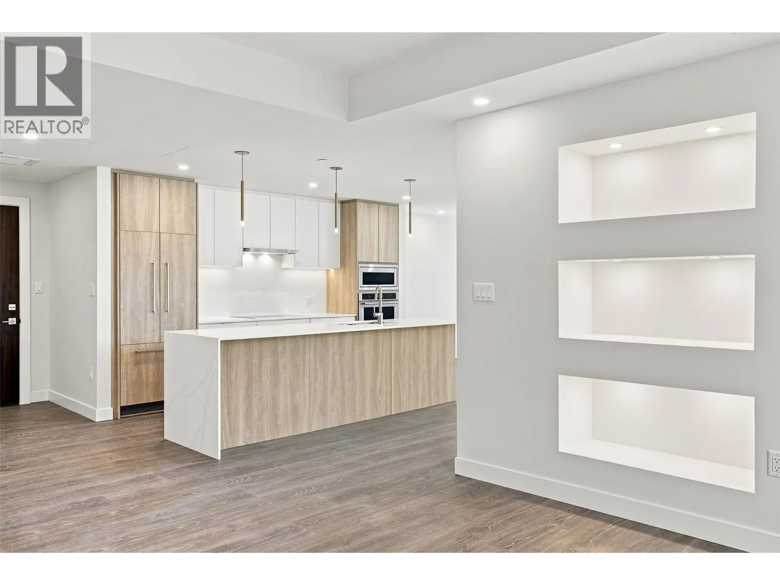 460 NICOLA Street Unit# 1905