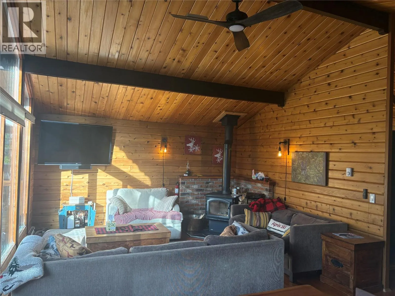 2143 PANORAMA Drive